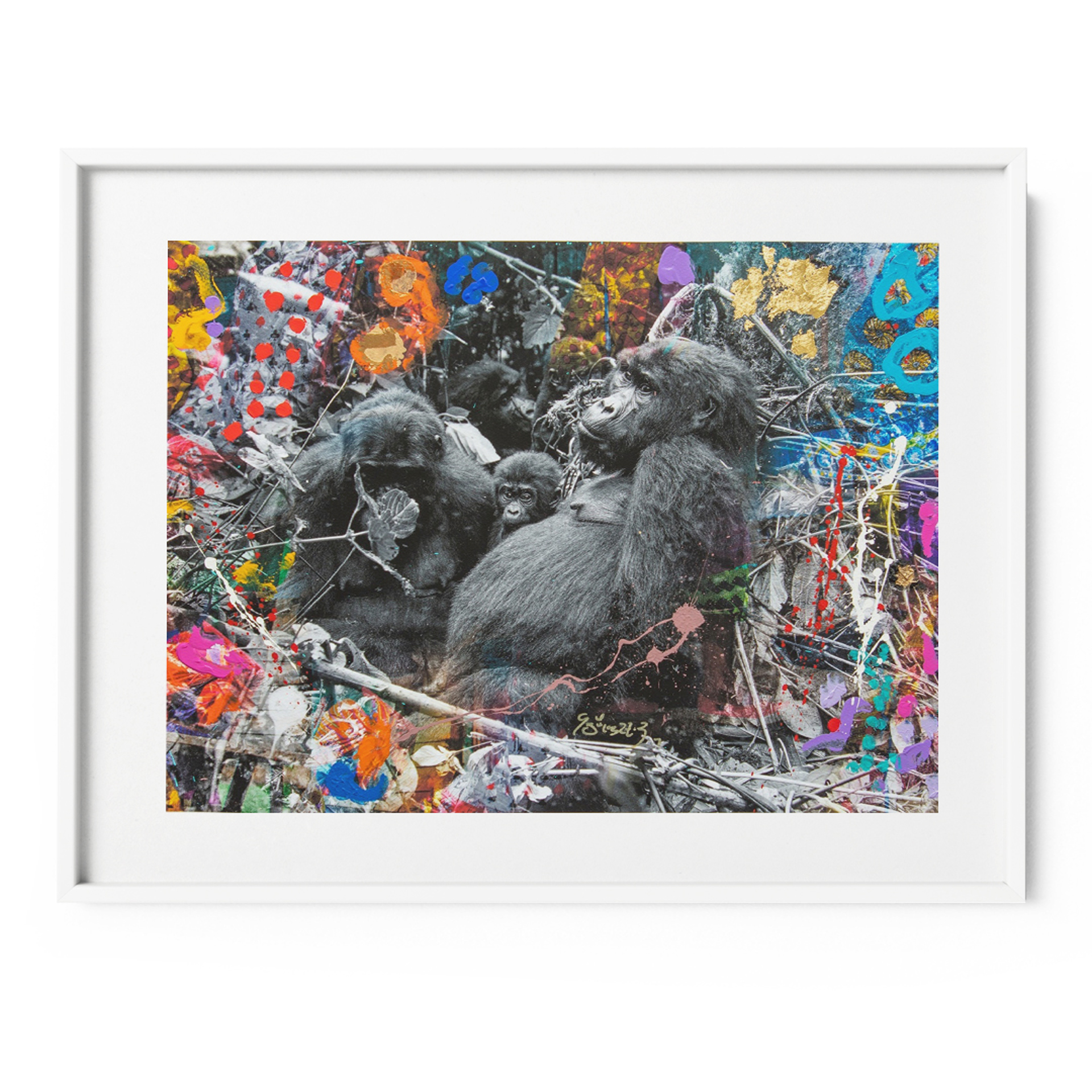 Gorilla Family by Arno Elias