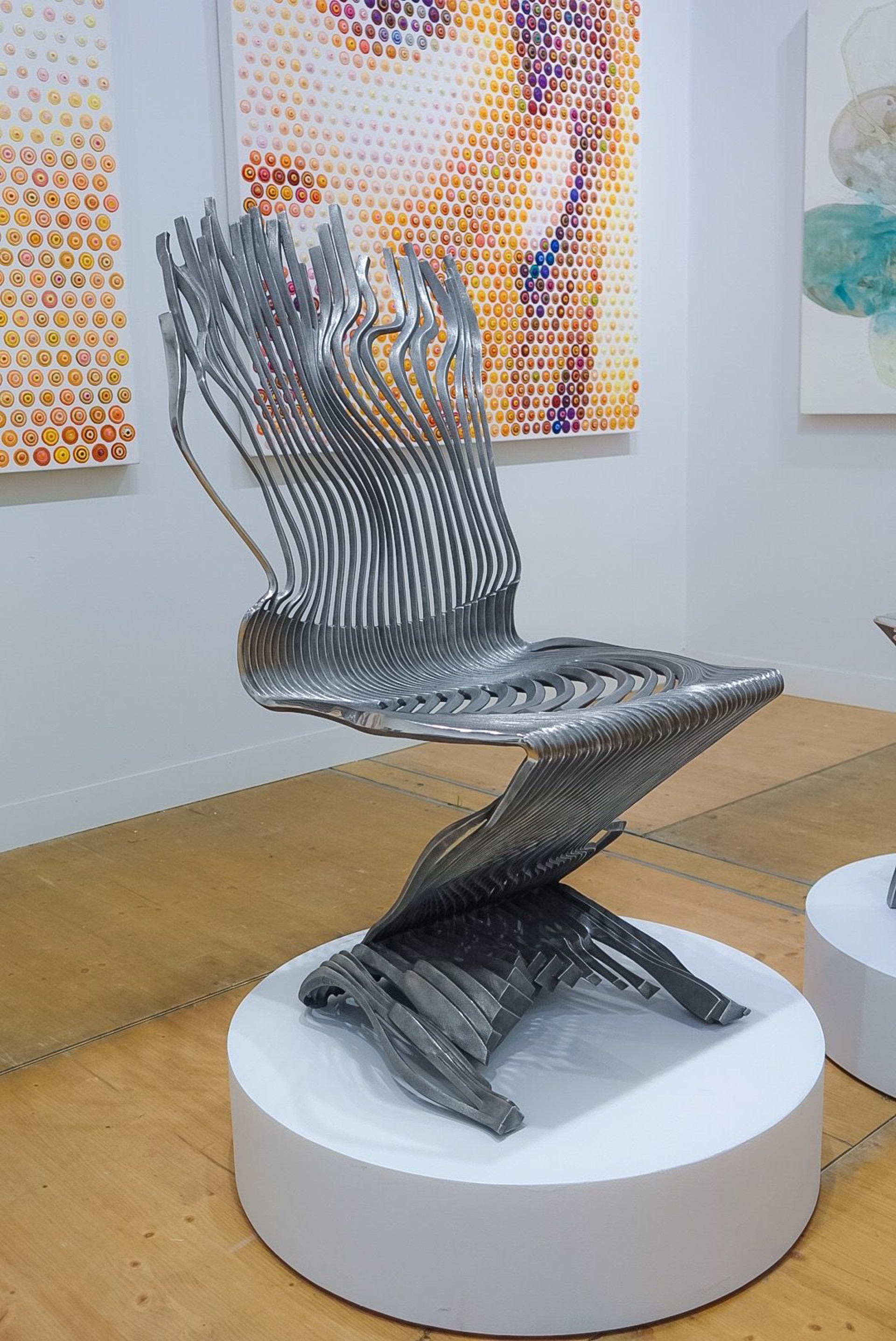 ZigZag Impulse Chair by Gil Bruvel