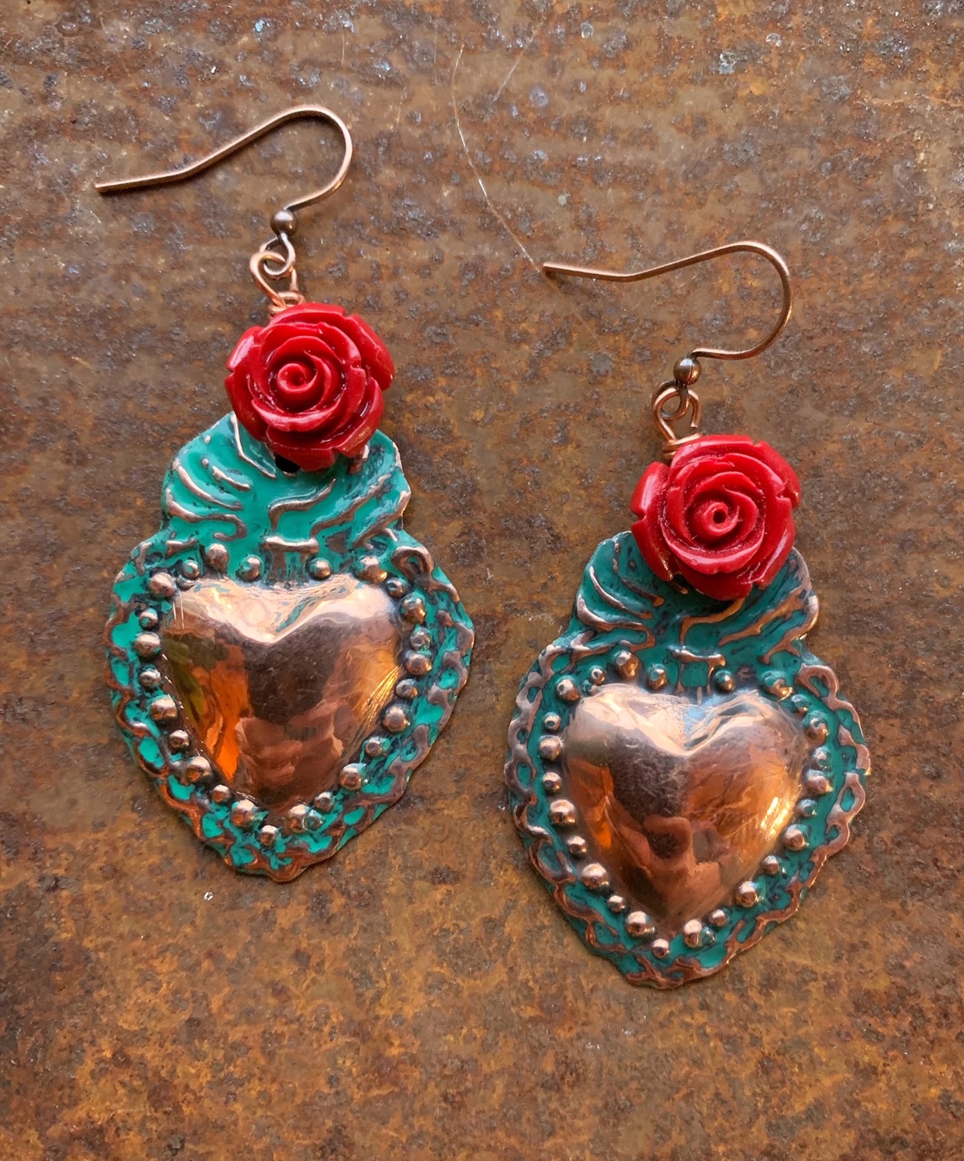 K798 Sacred Heart Earrings with Red Roses by Kelly Ormsby