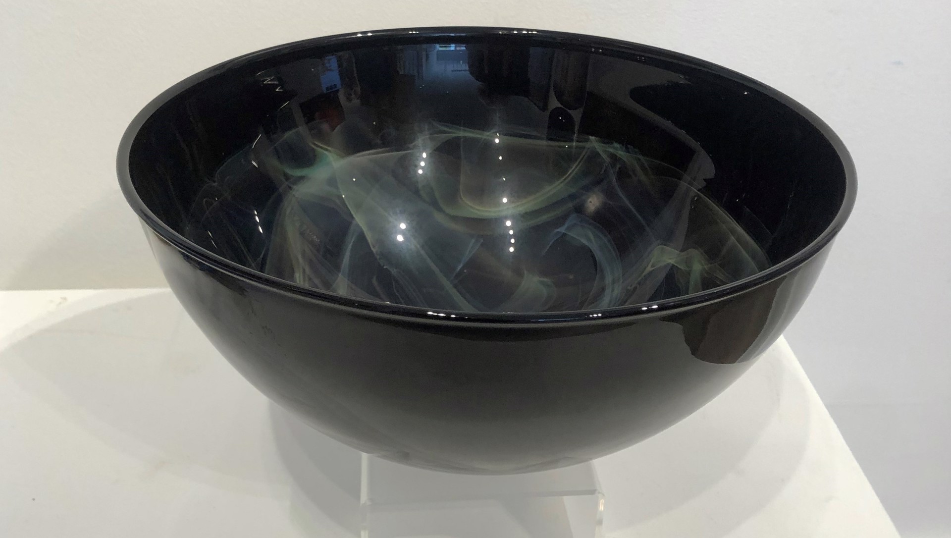 Black/brown bowl by Andrew Kuntz
