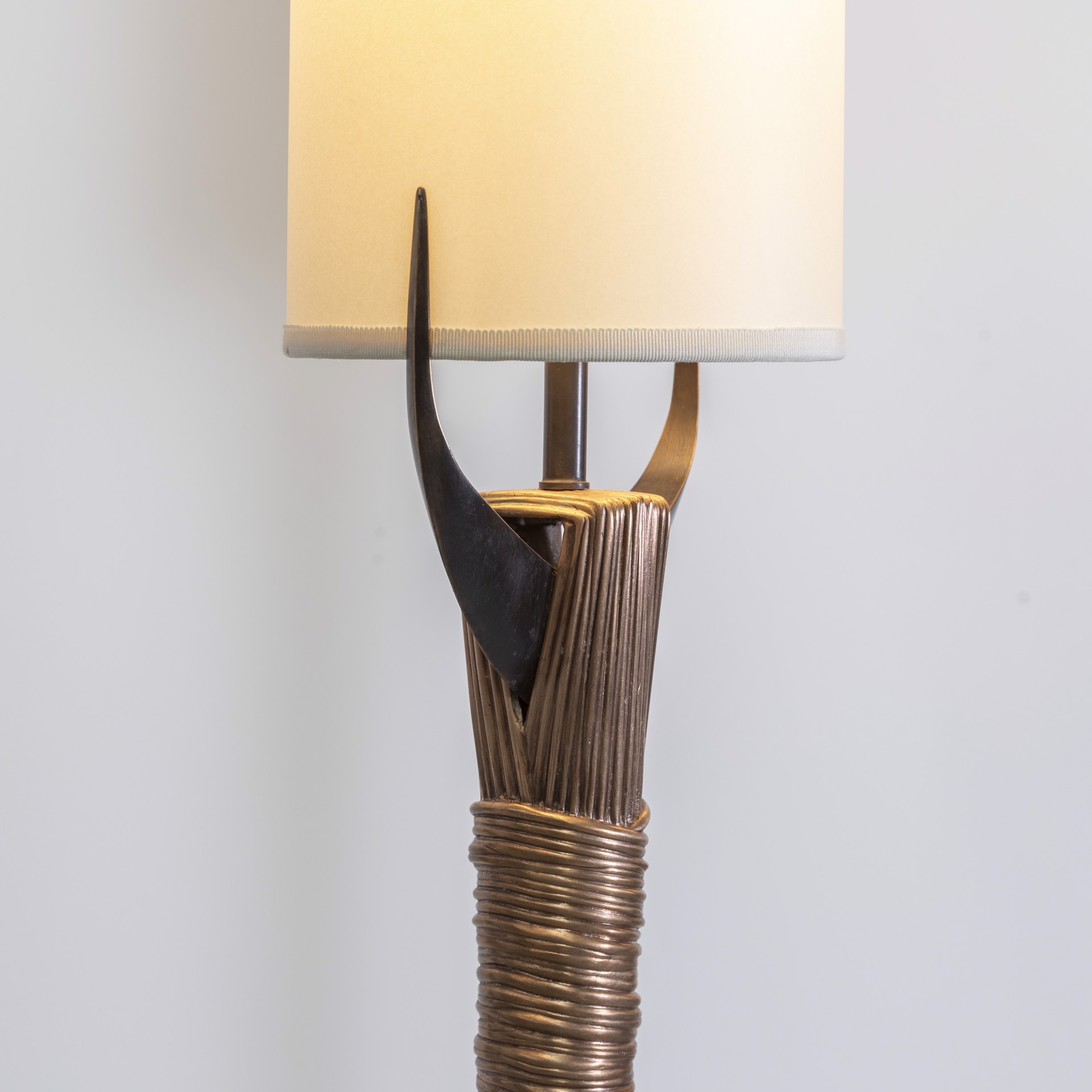 Floor lamp with textured bronze by Anasthasia Millot