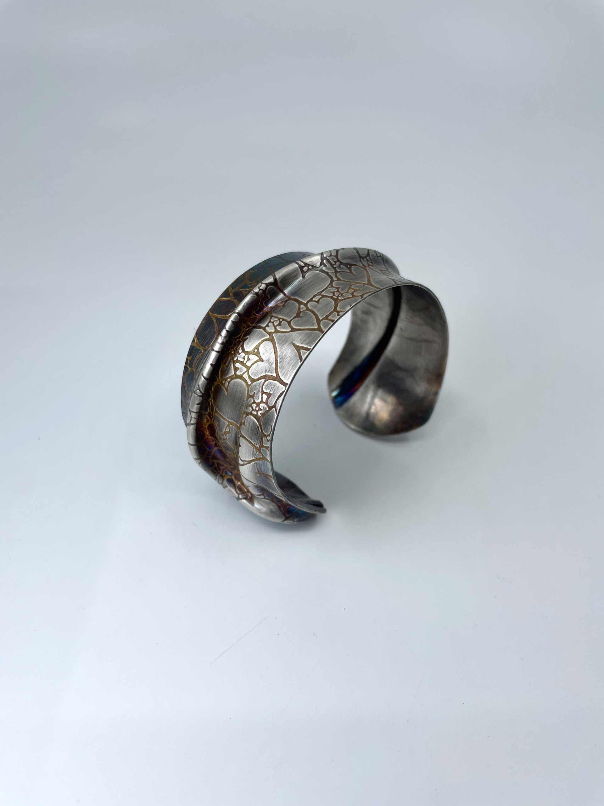 9498 Two Toned Heart Cuff by Lanni