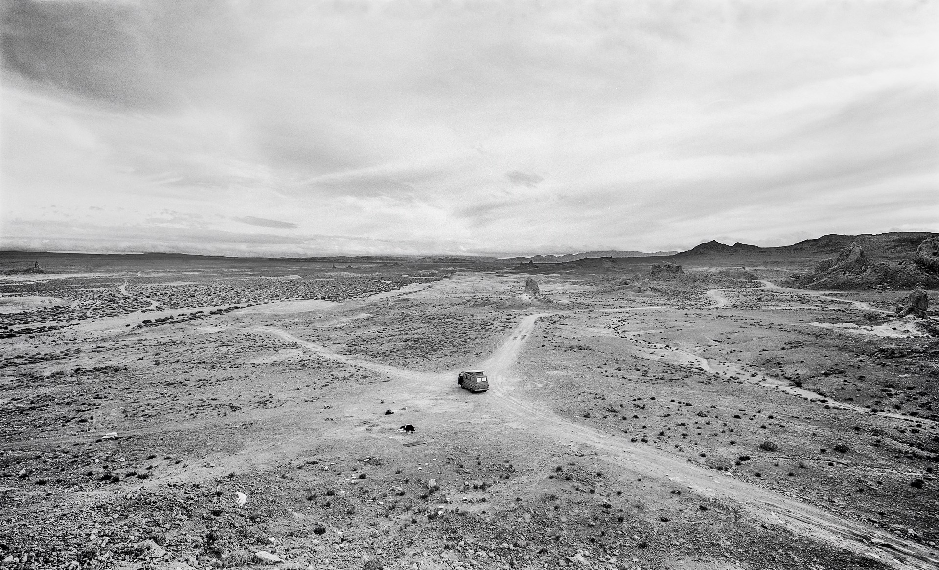David’s Van, Kodak Checking Out Garbage, Mojave Desert, California, 1982/2012(Searching) by Lawrence McFarland
