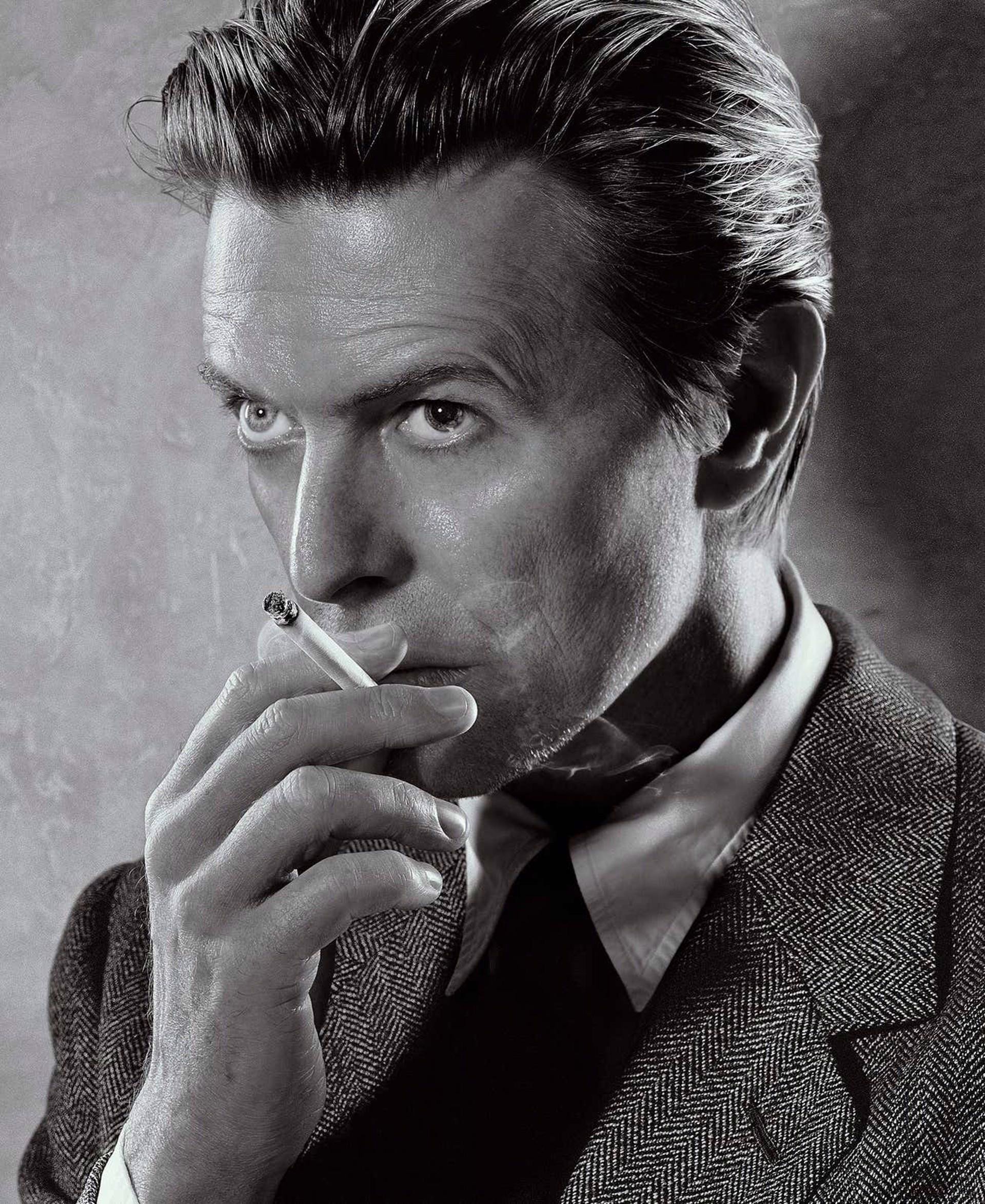 Smoking, David Bowie (New York, 2001) by Markus Klinko