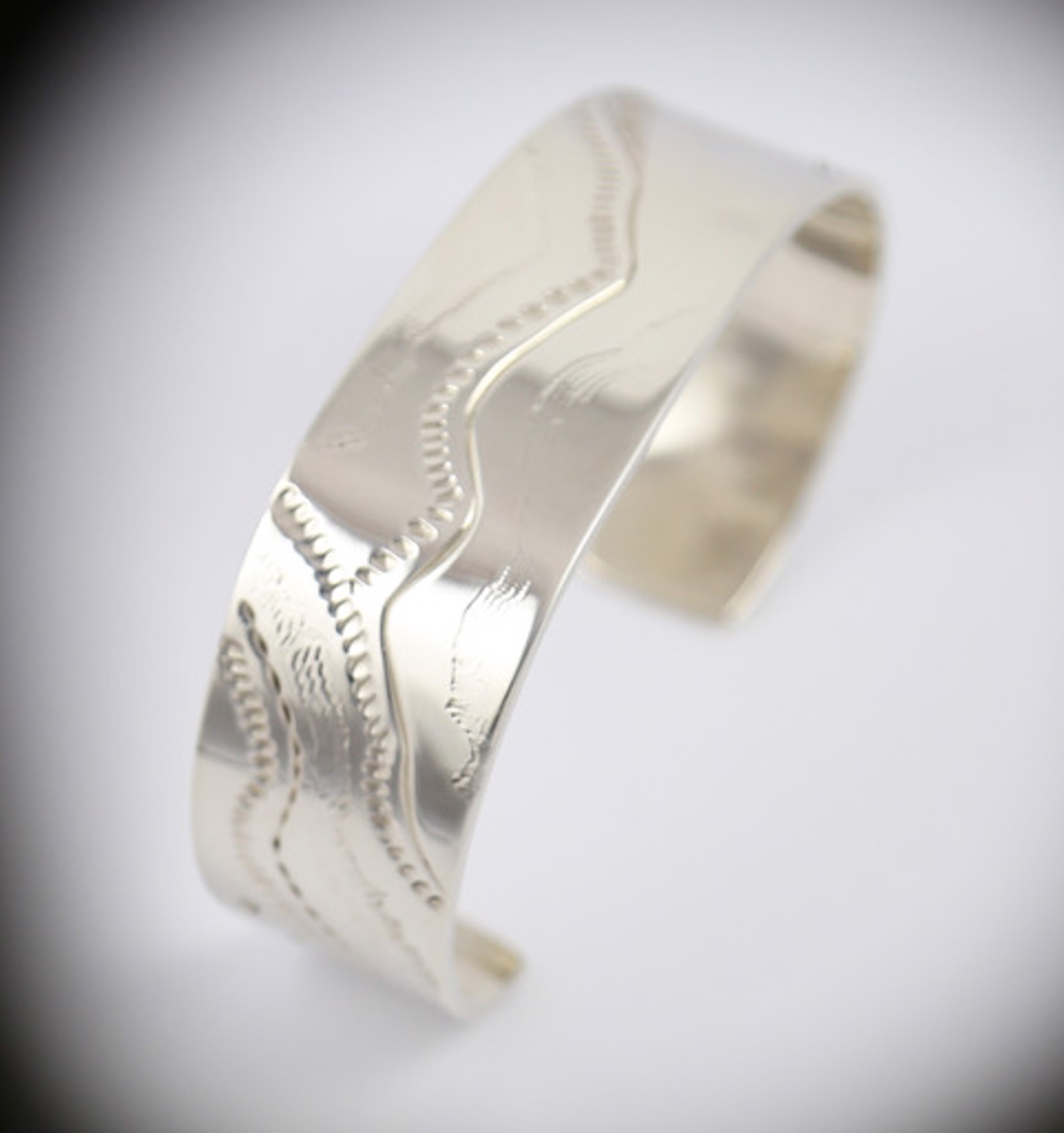 Bracelet - Sterling Silver Cuff - 6.75 - 188 by Ken and Barbara Newman