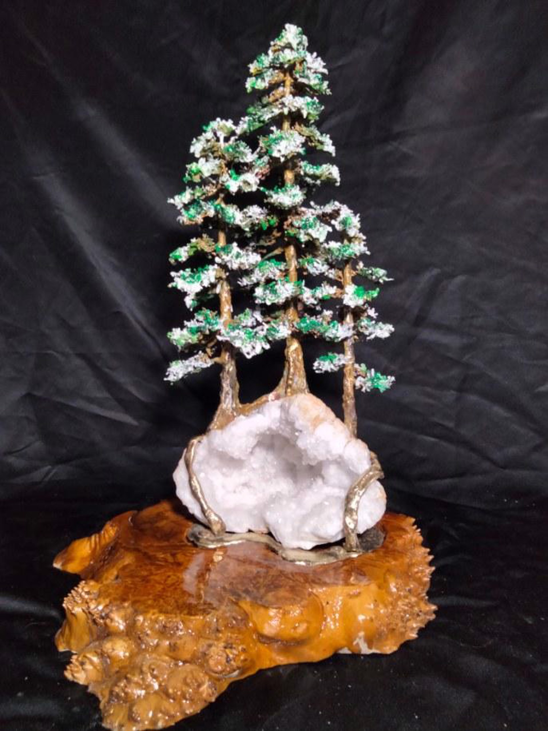 Snowy Pines triple on Geode by Richard & Bianca Smith