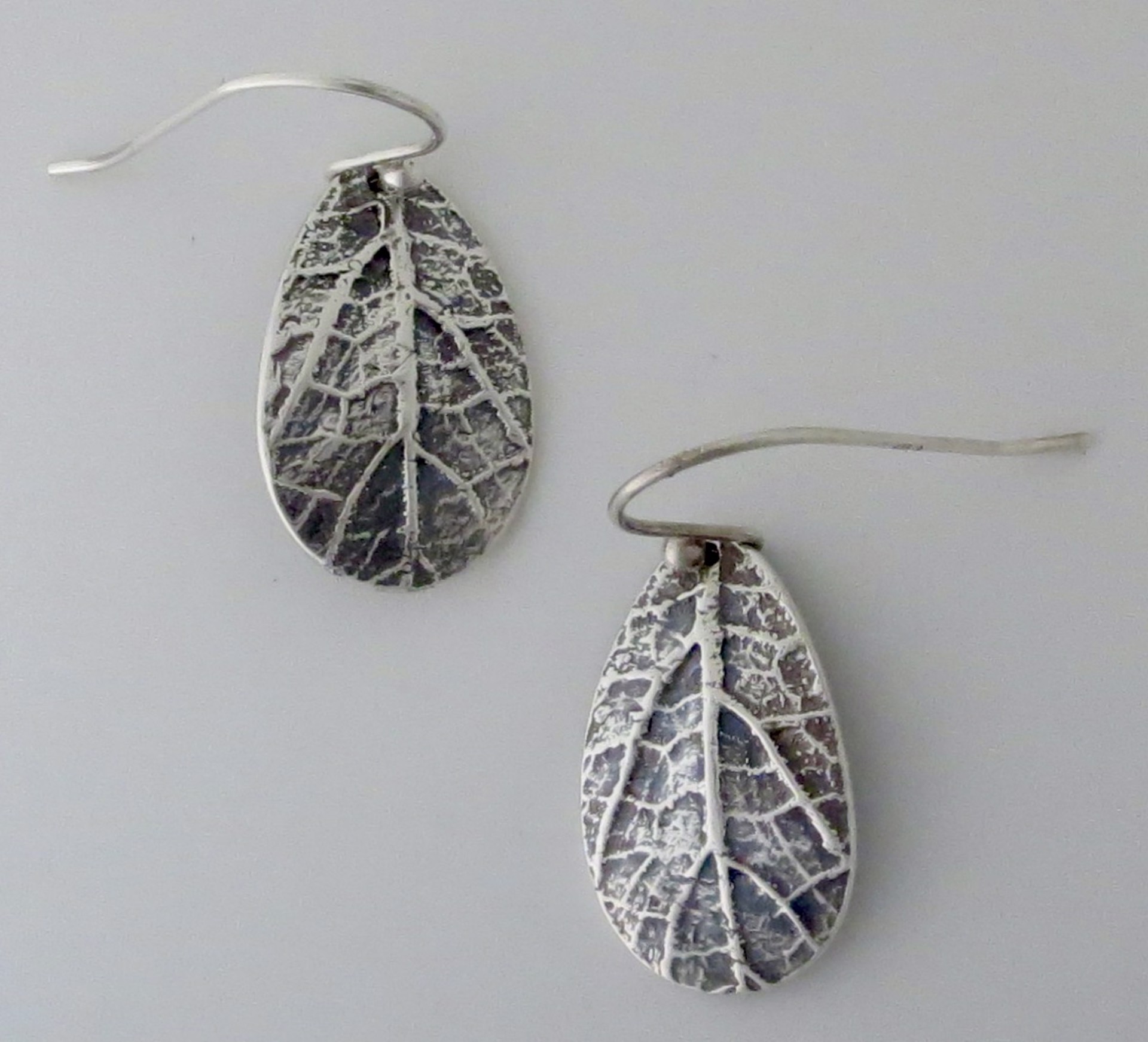 M-969 Leaf Earrings by Donna Rittorno