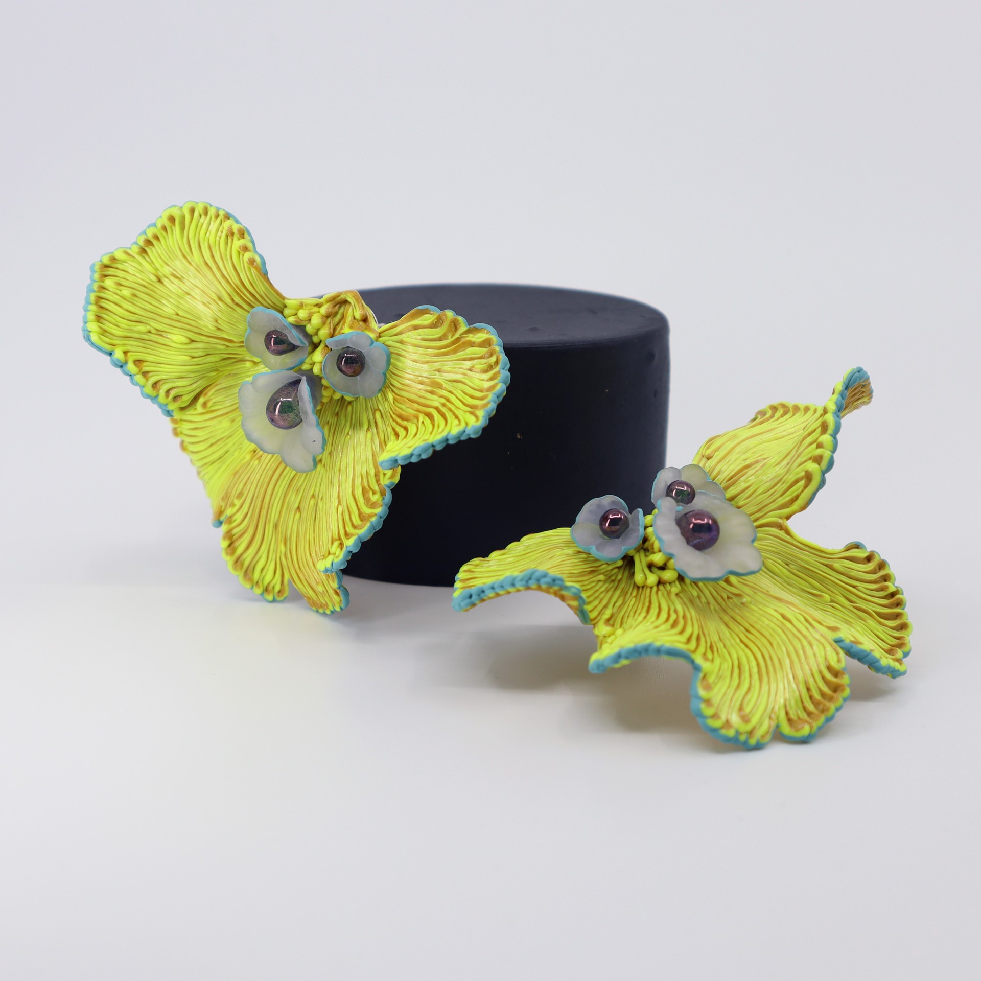 Lemon Lamella (Earrings) by Carina Shoshtary