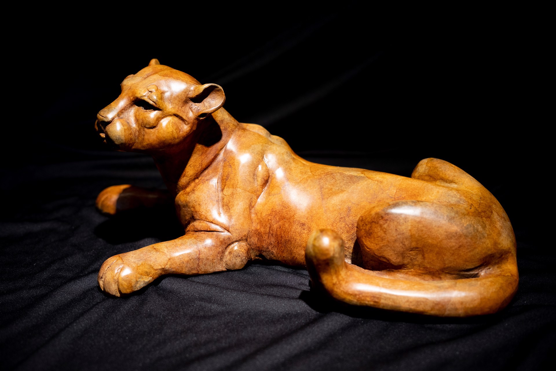 Puma by Robert A. Larum (sculptor)