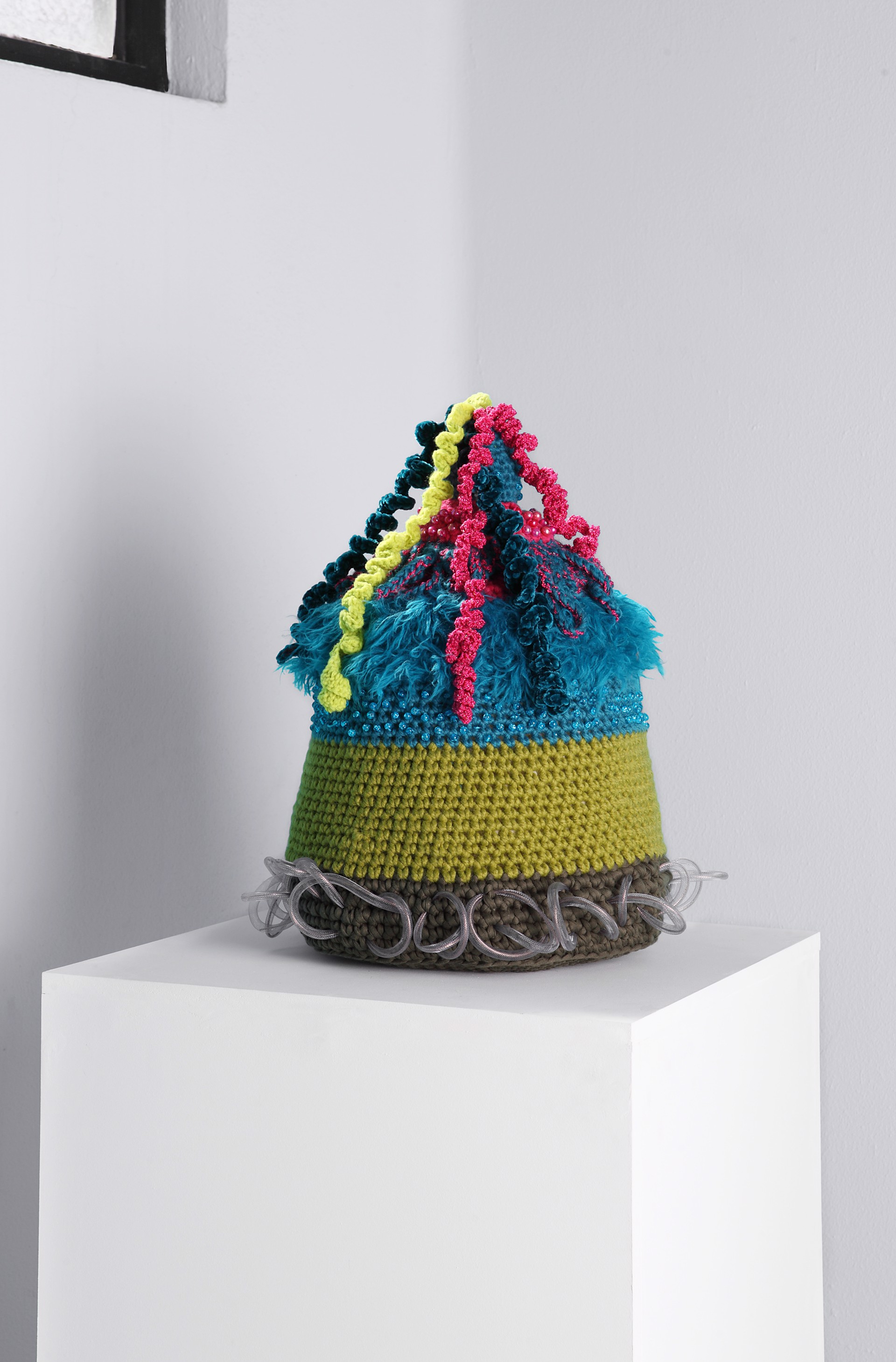 Droplet - crochet by Monica Ceballos Brenninkmeijer