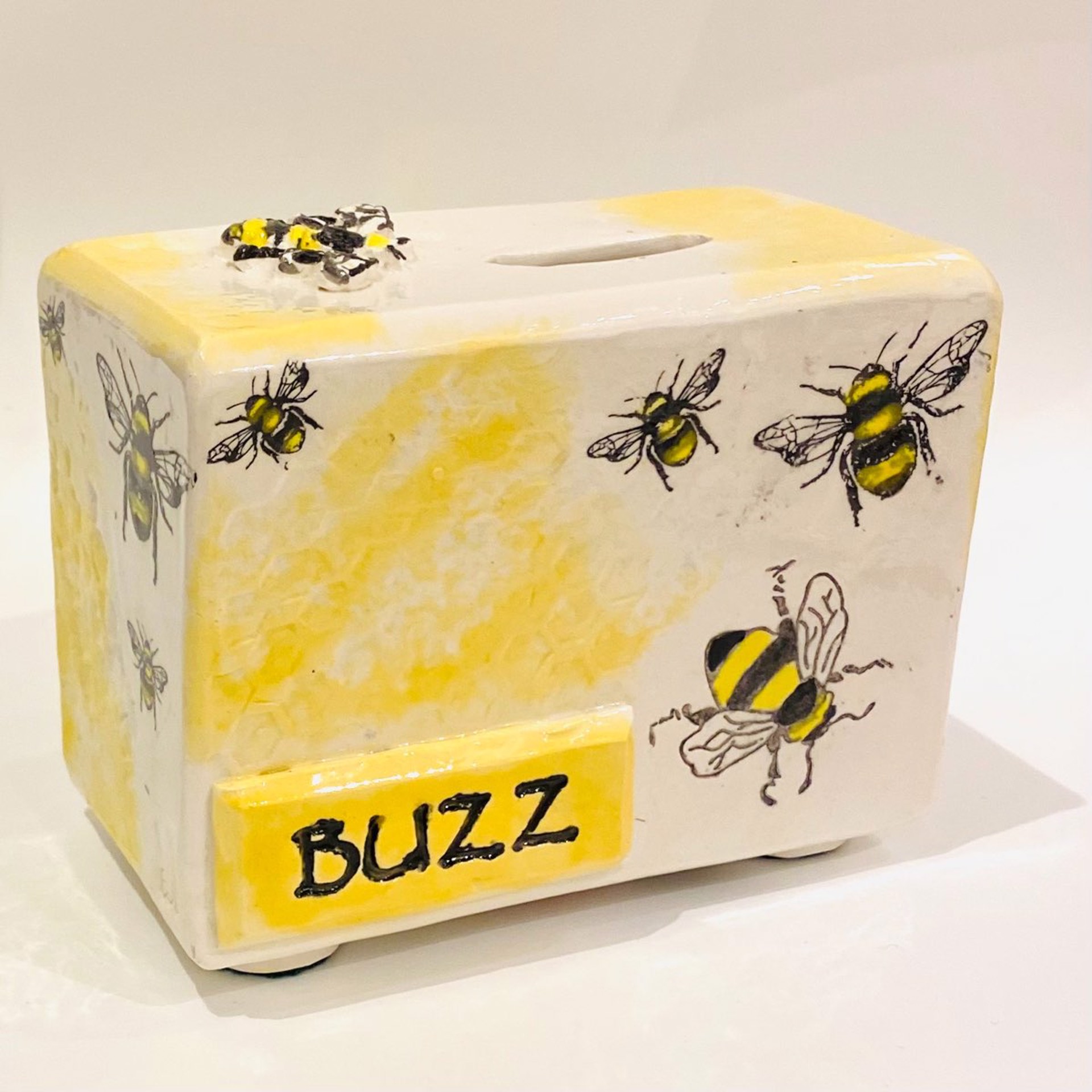 BB22-42 Honey Bee Buzz Bank by Barbara Bergwerf, Ceramics