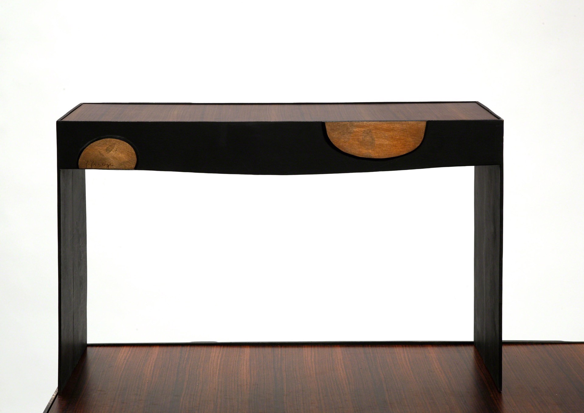"Parade" Desk with lamp by Jacques Jarrige