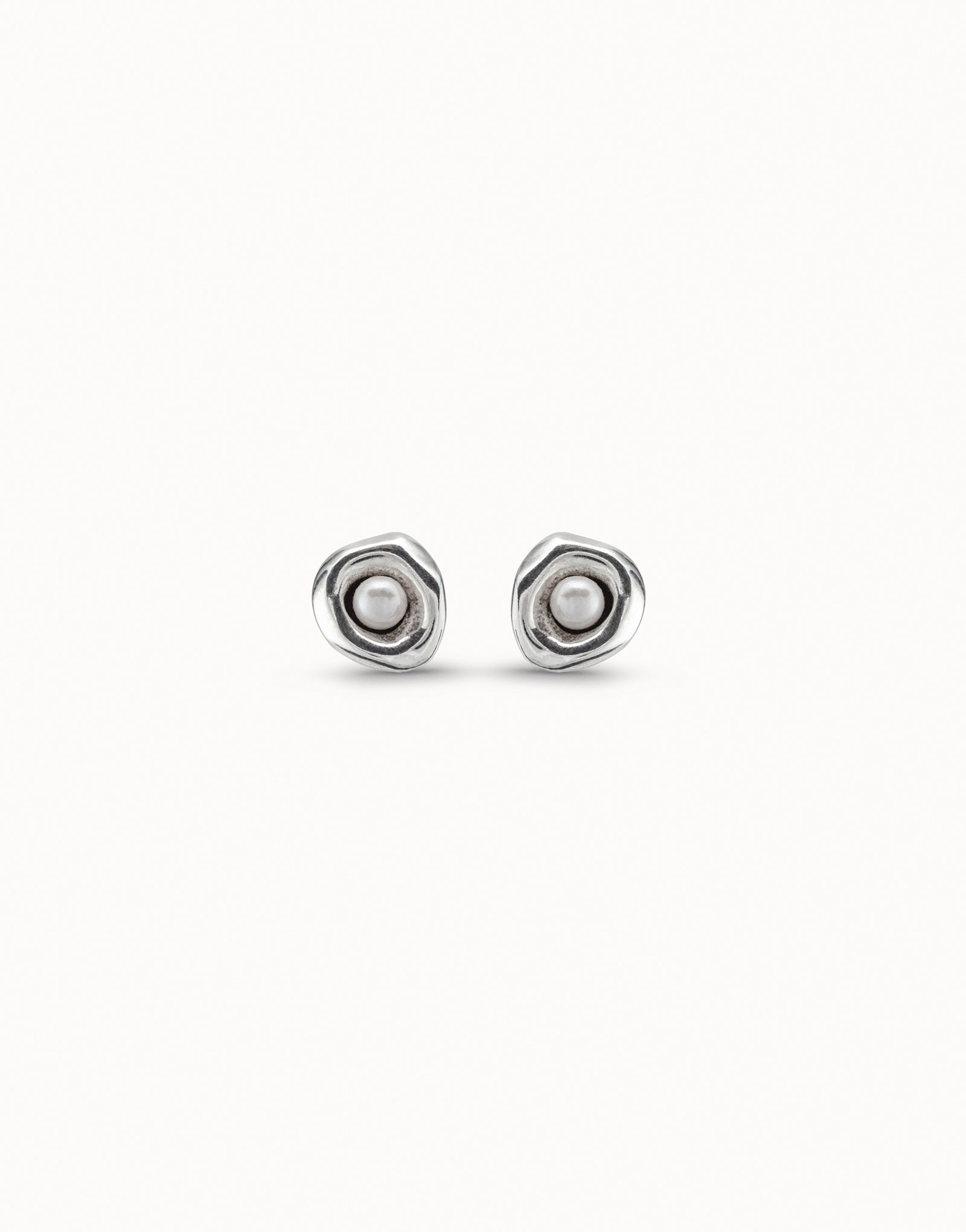 8822 Ciambella Earrings by UNO DE 50