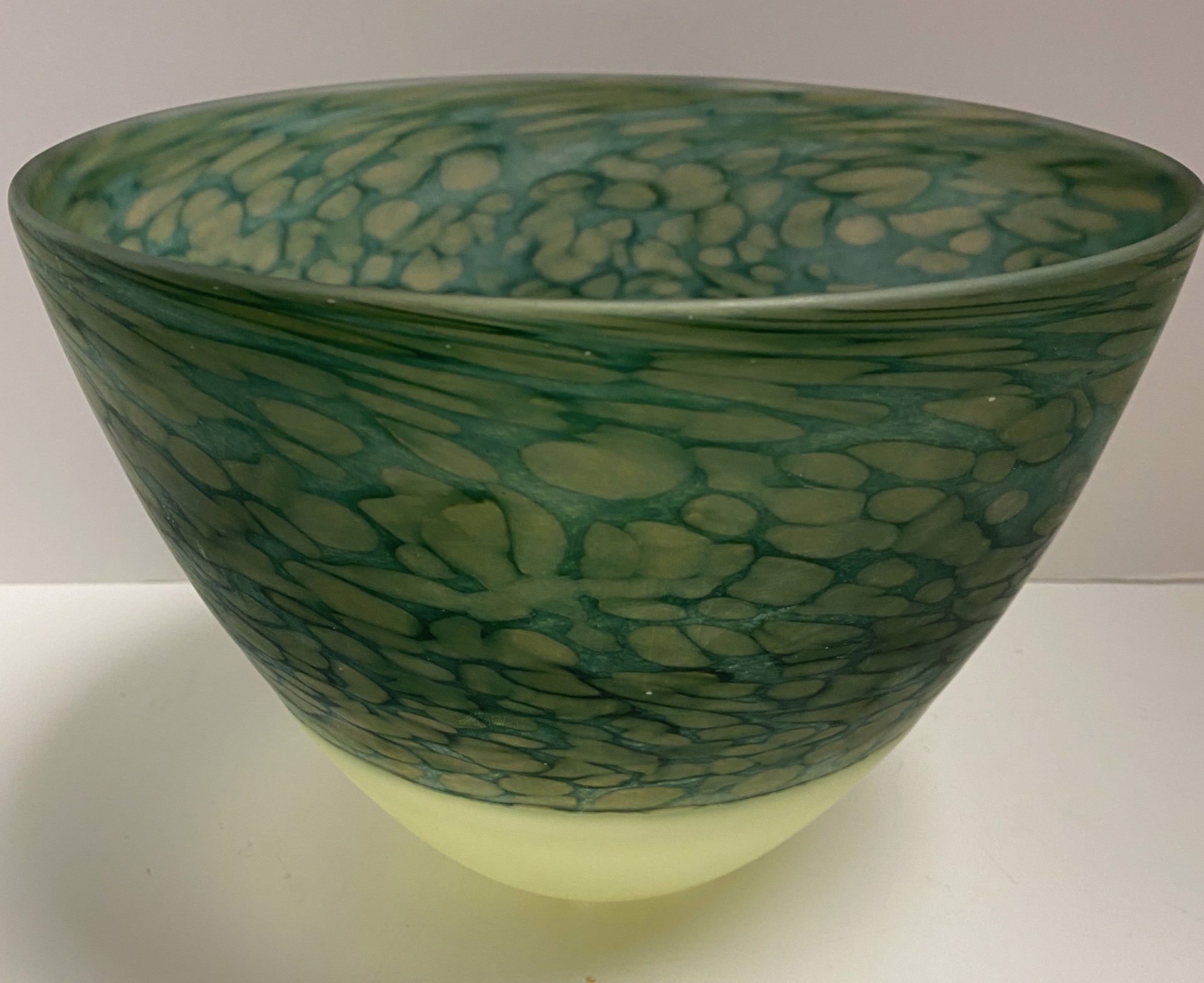 Batik Bowl (green) by David & Melanie Leppla