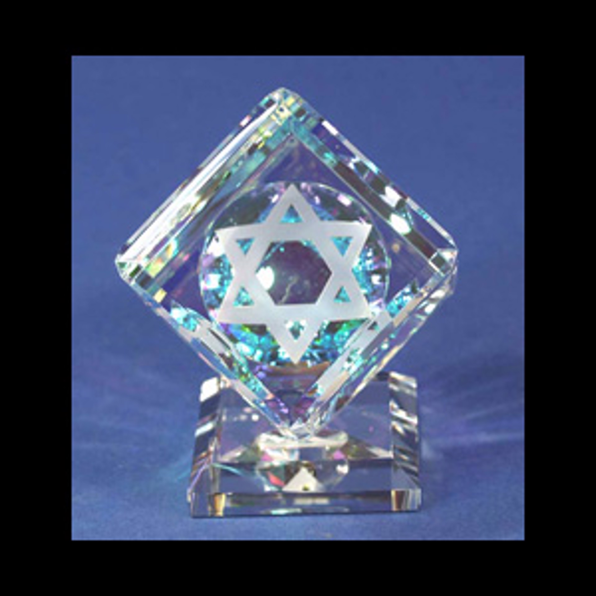 Crystal Cube 060mm with Star of David on Base-S by Harold Lustig