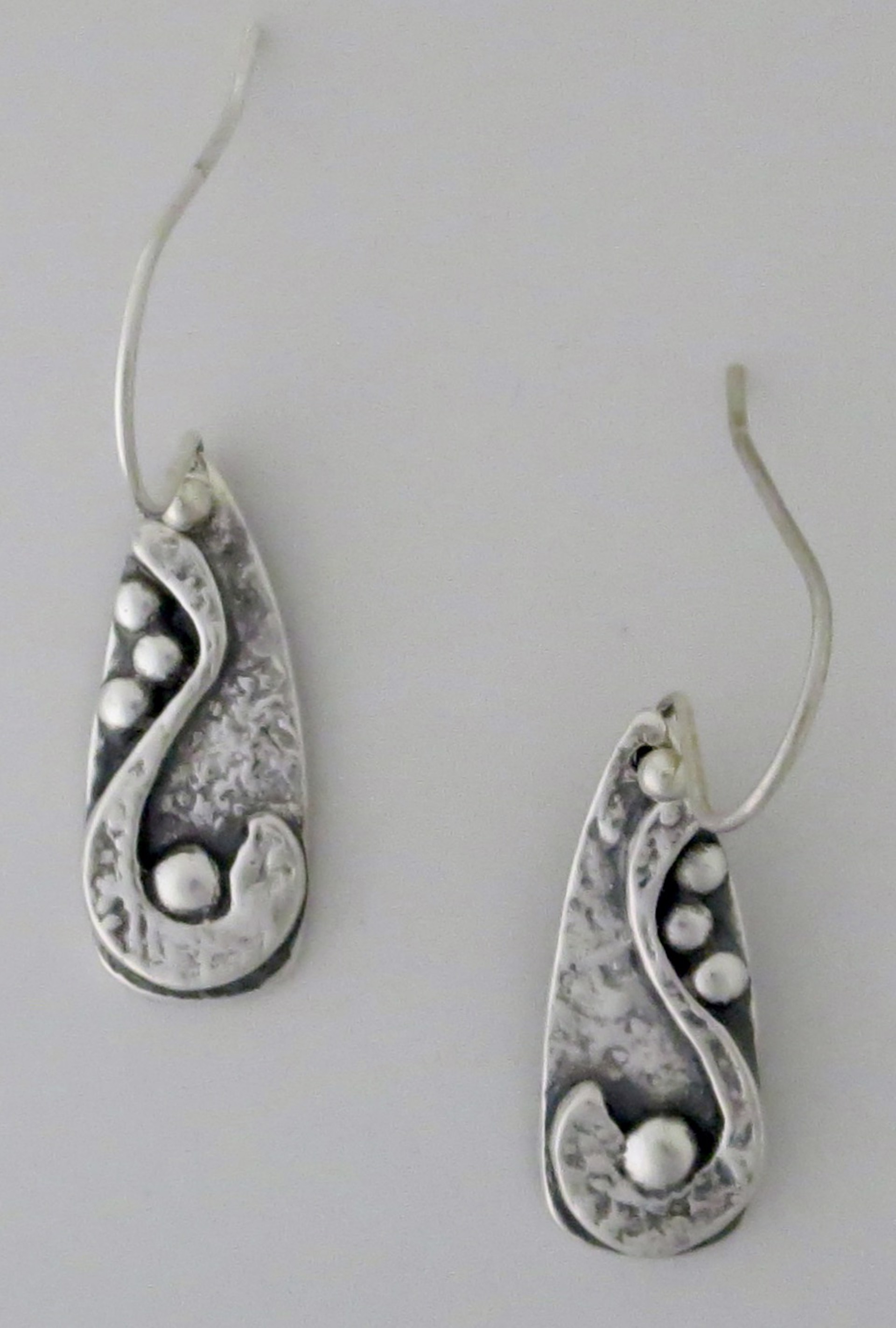 M-976 Earrings by Donna Rittorno