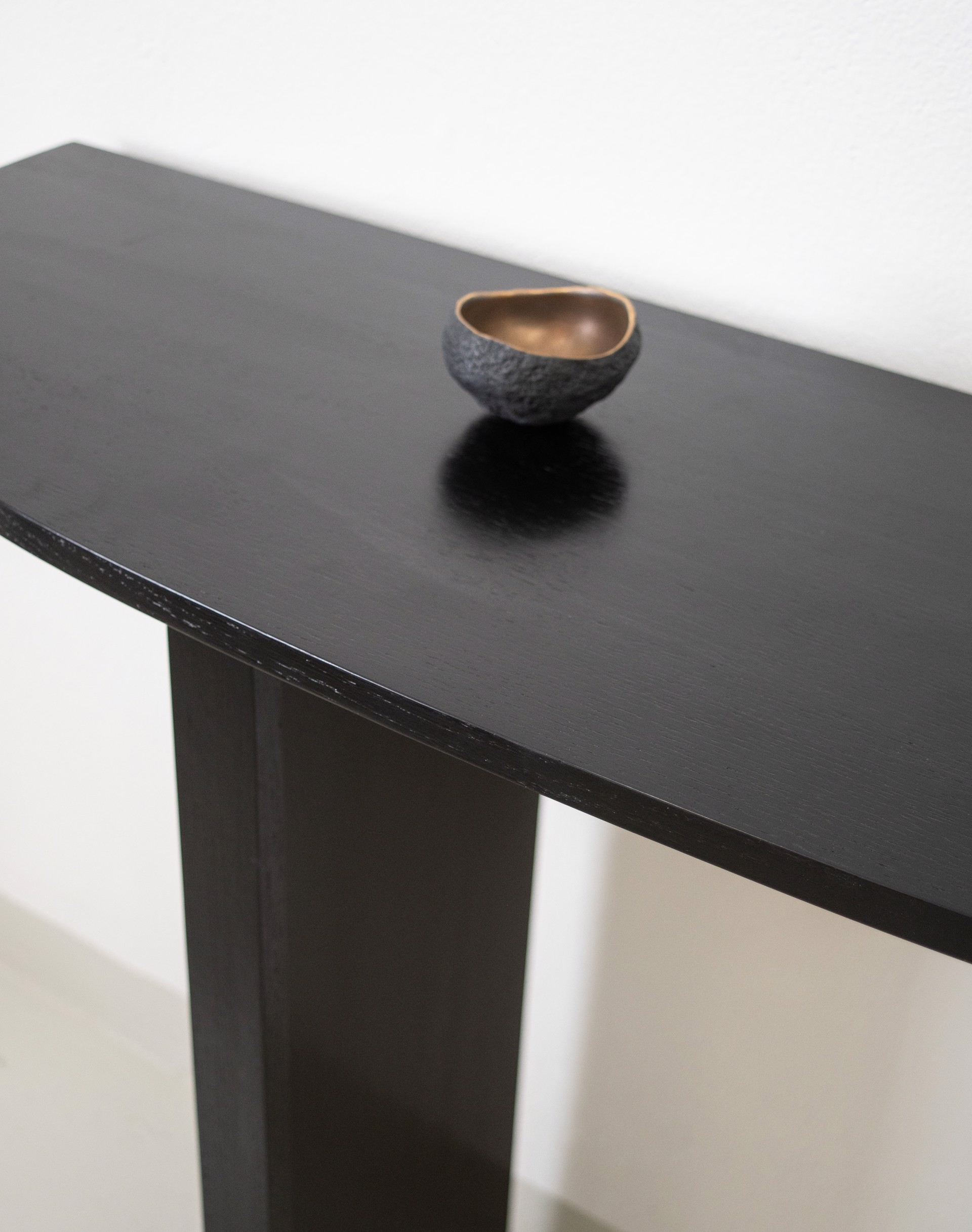 "Markus" Console by Jacques Jarrige