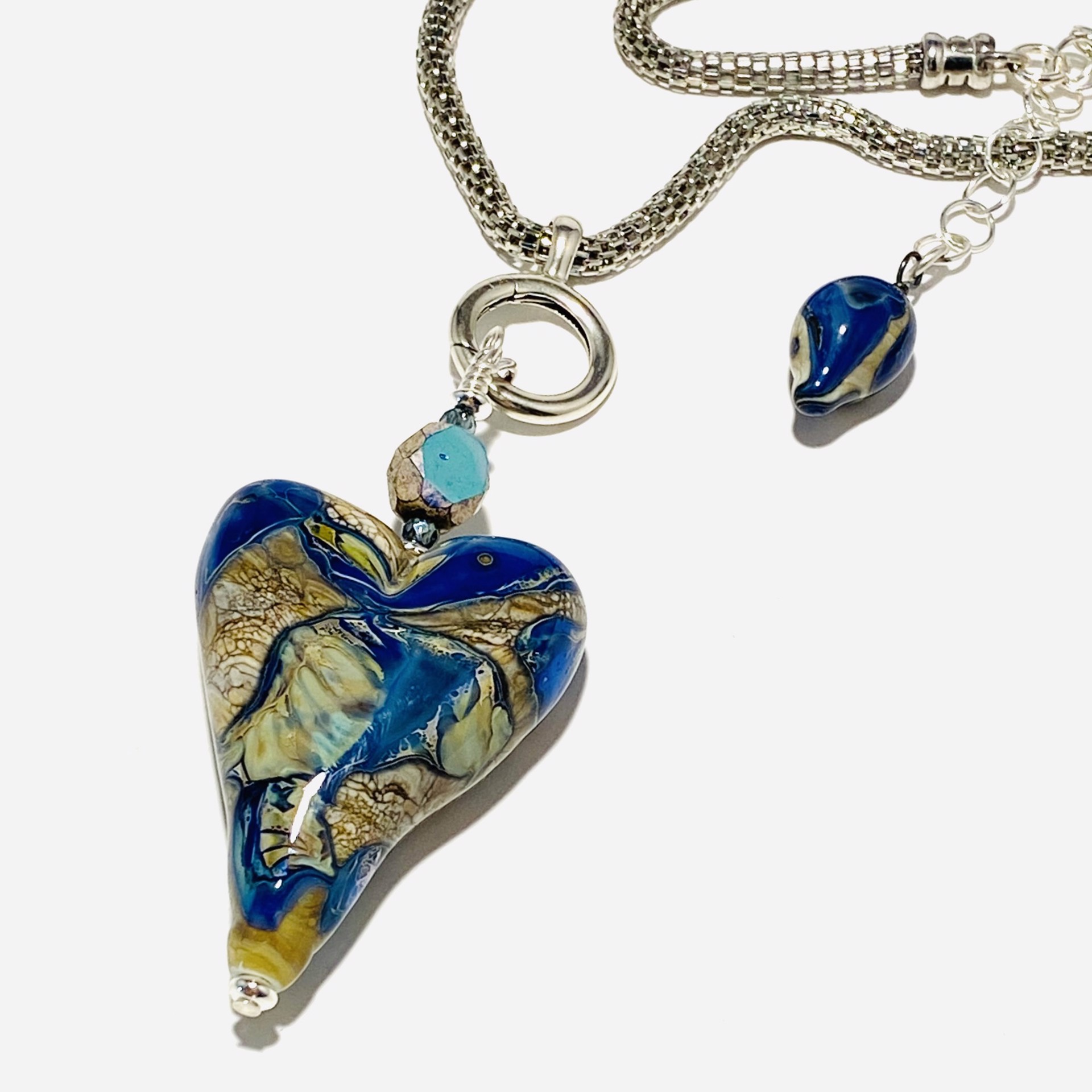 LS23-3A Blue Kronos Murrini Shards Averio Heart Mesh Chain Necklace by Linda Sacra