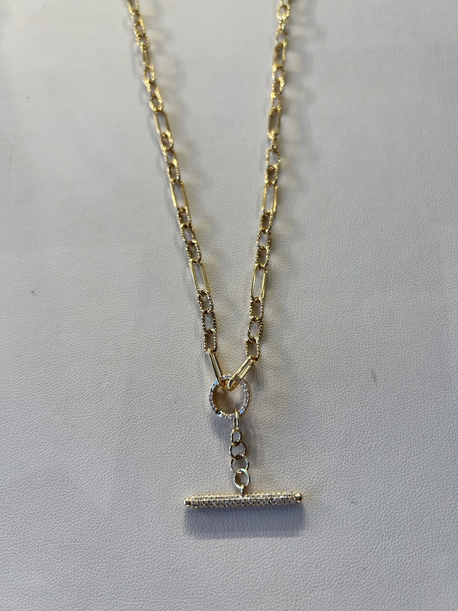 KB-N30 14k gold necklace with small diamond cut links and large smooth links and a circle diamond clasp by Karen Birchmier
