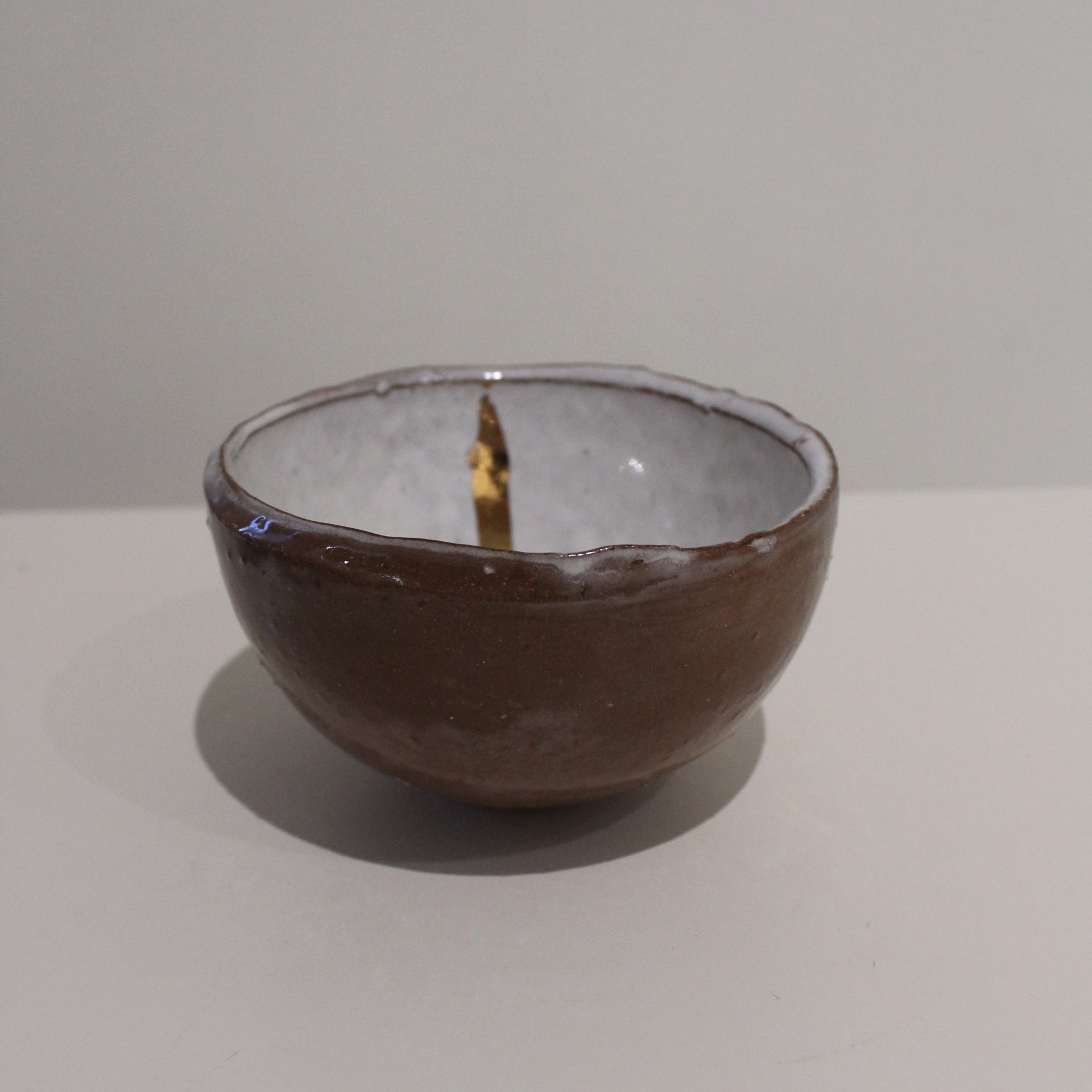 Tea Bowl 1 (walking) by Therese Knowles