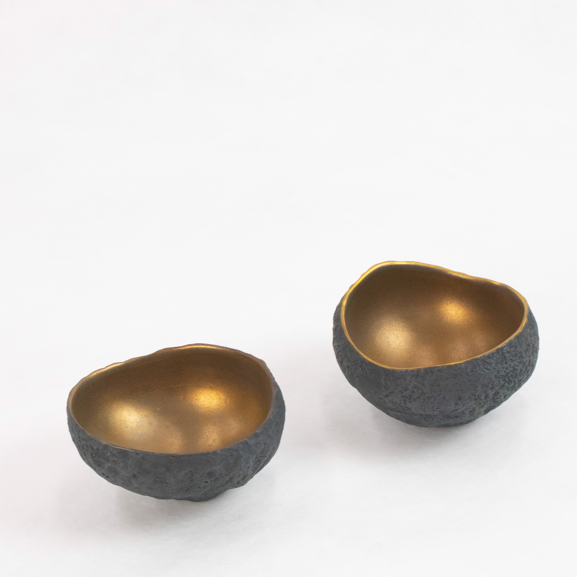 Small vessels with bronze