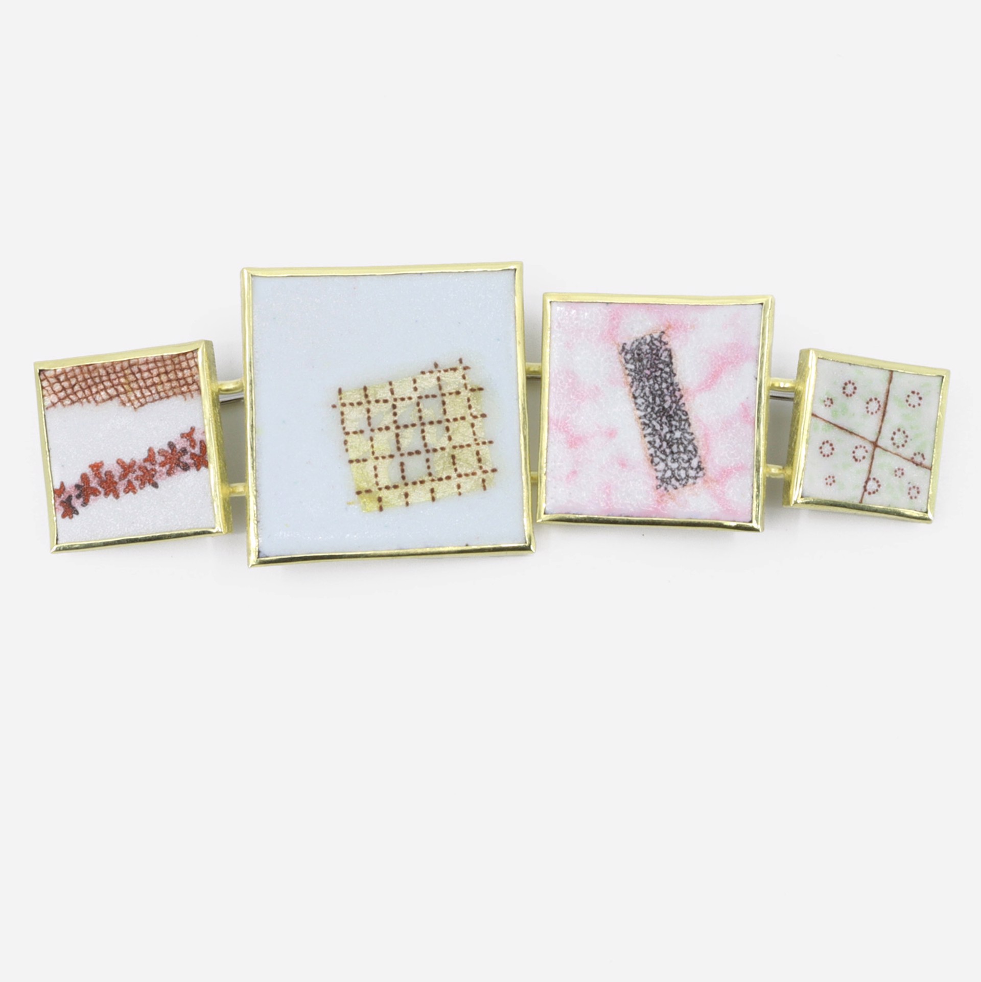 Ravenna Whites (Brooch), 2023 by Jamie Bennett