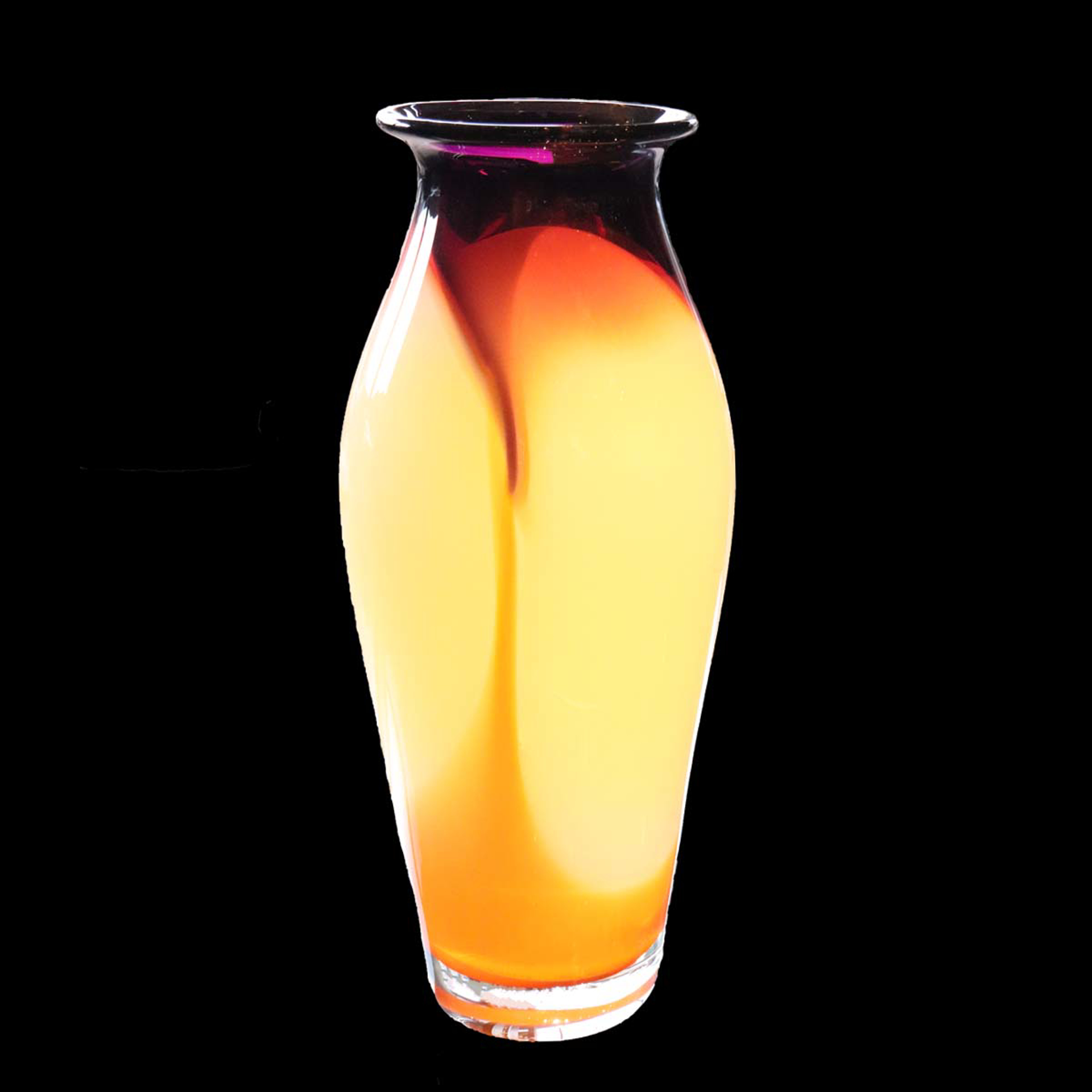 Naissance Vase JK-35 by James Kingwell