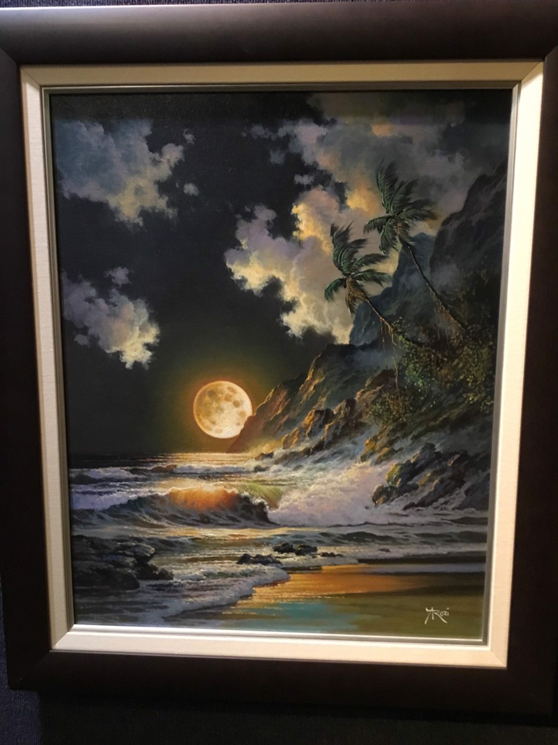 Hawaiian Golden Moonbeam by Arozi