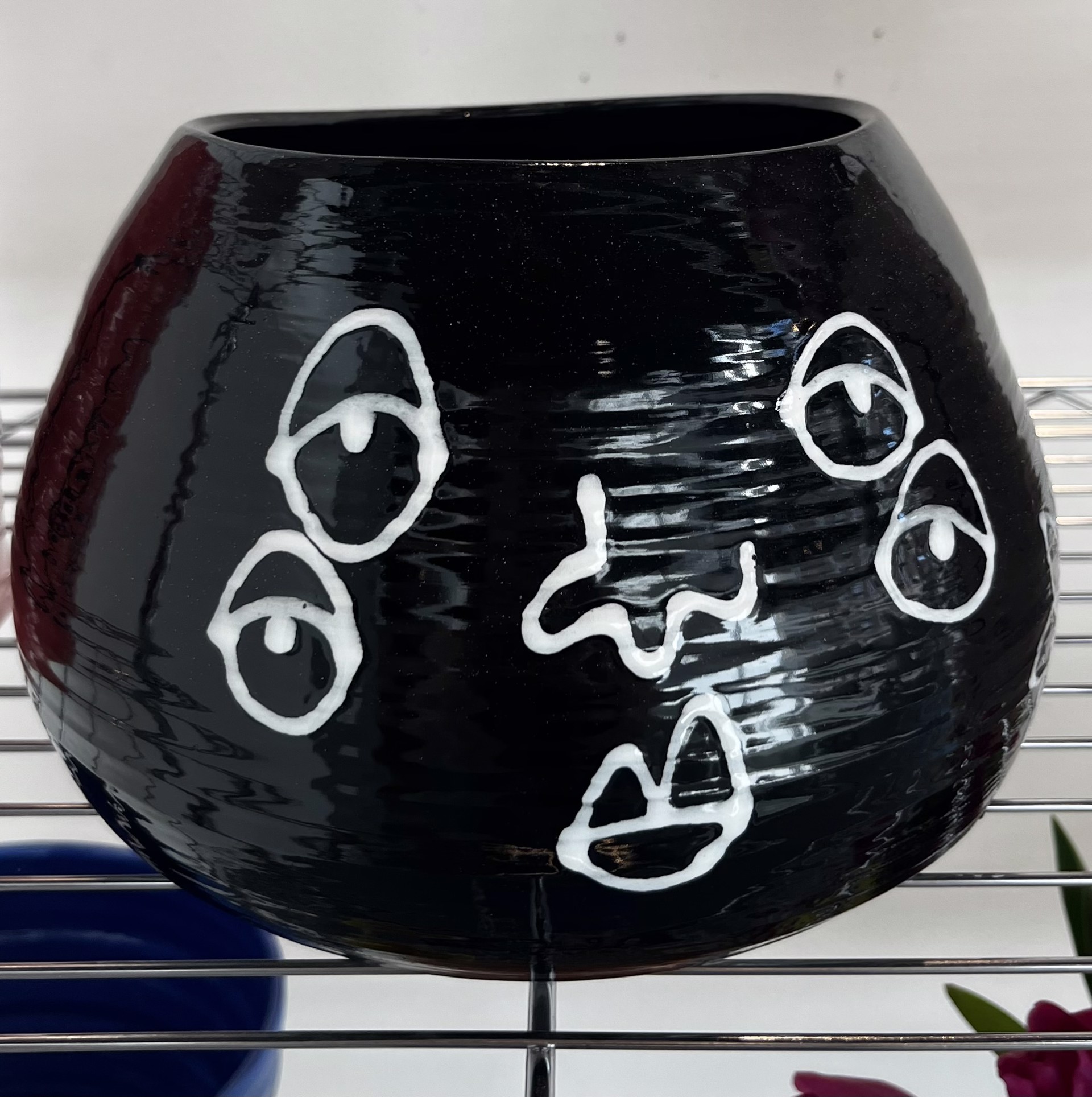 WR Vase 7 by Sarah Hummel Jones