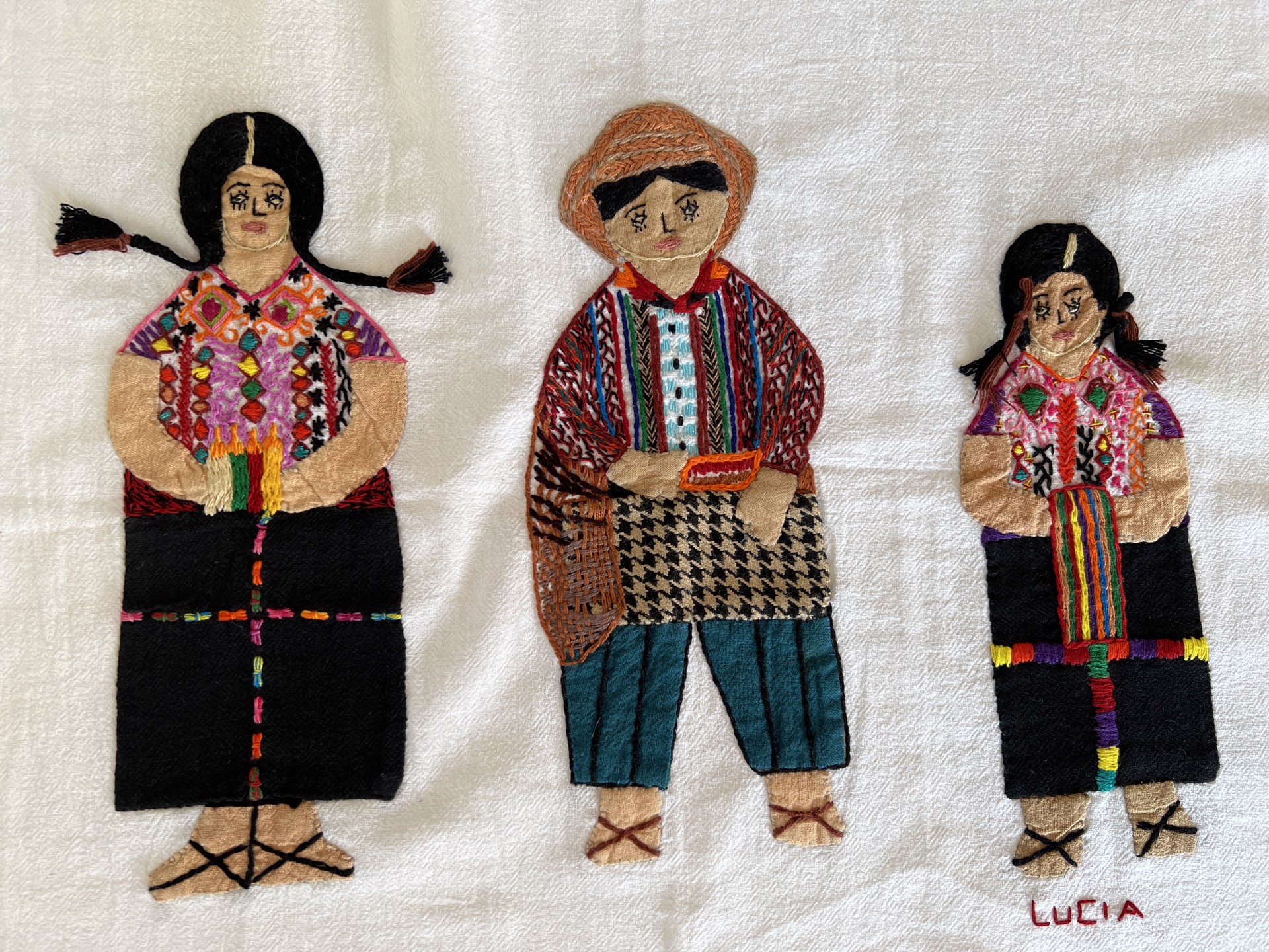 Catarina, Manuel, and Susana from Nahualá by Multicolores