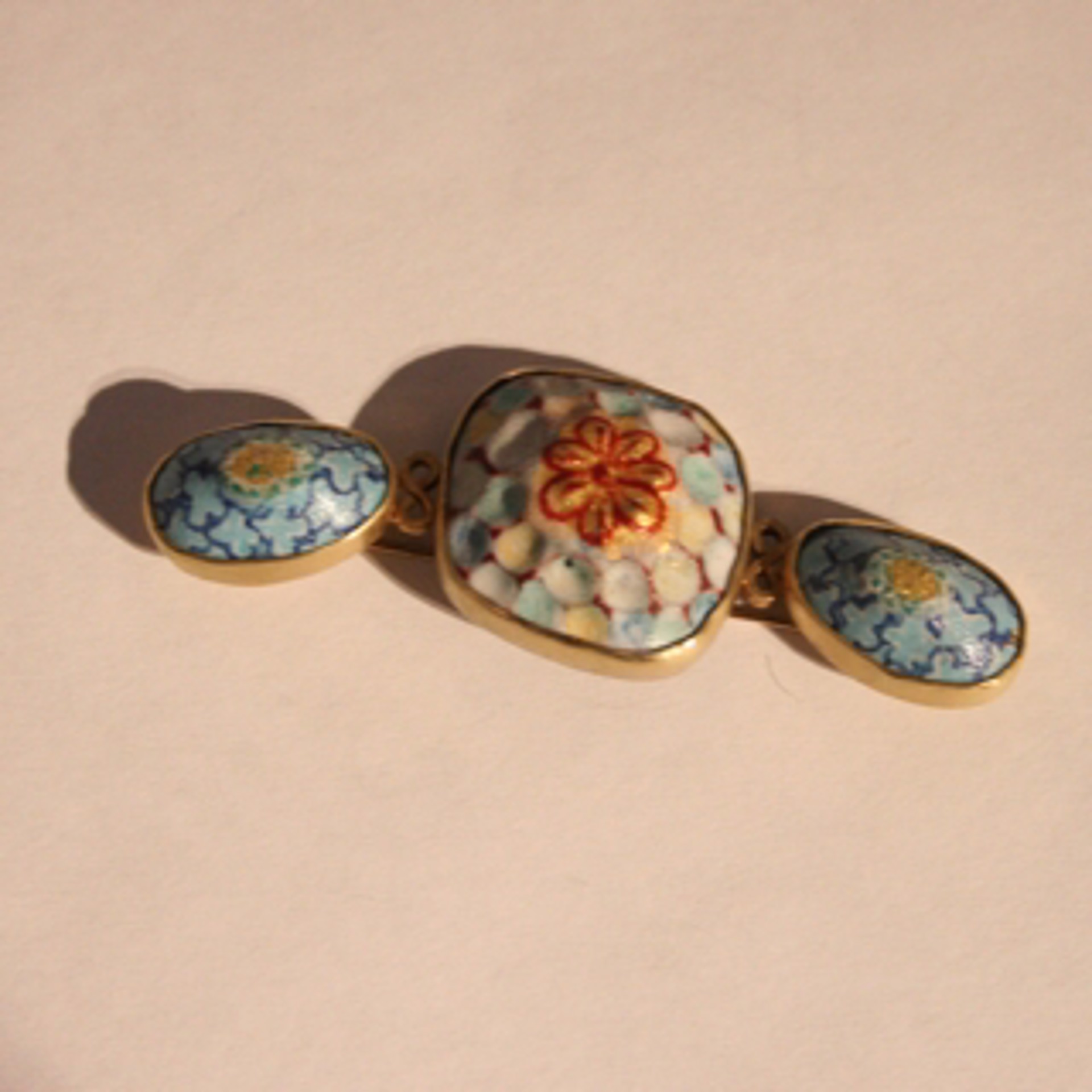 Chadour #16 Brooch by Jamie Bennett