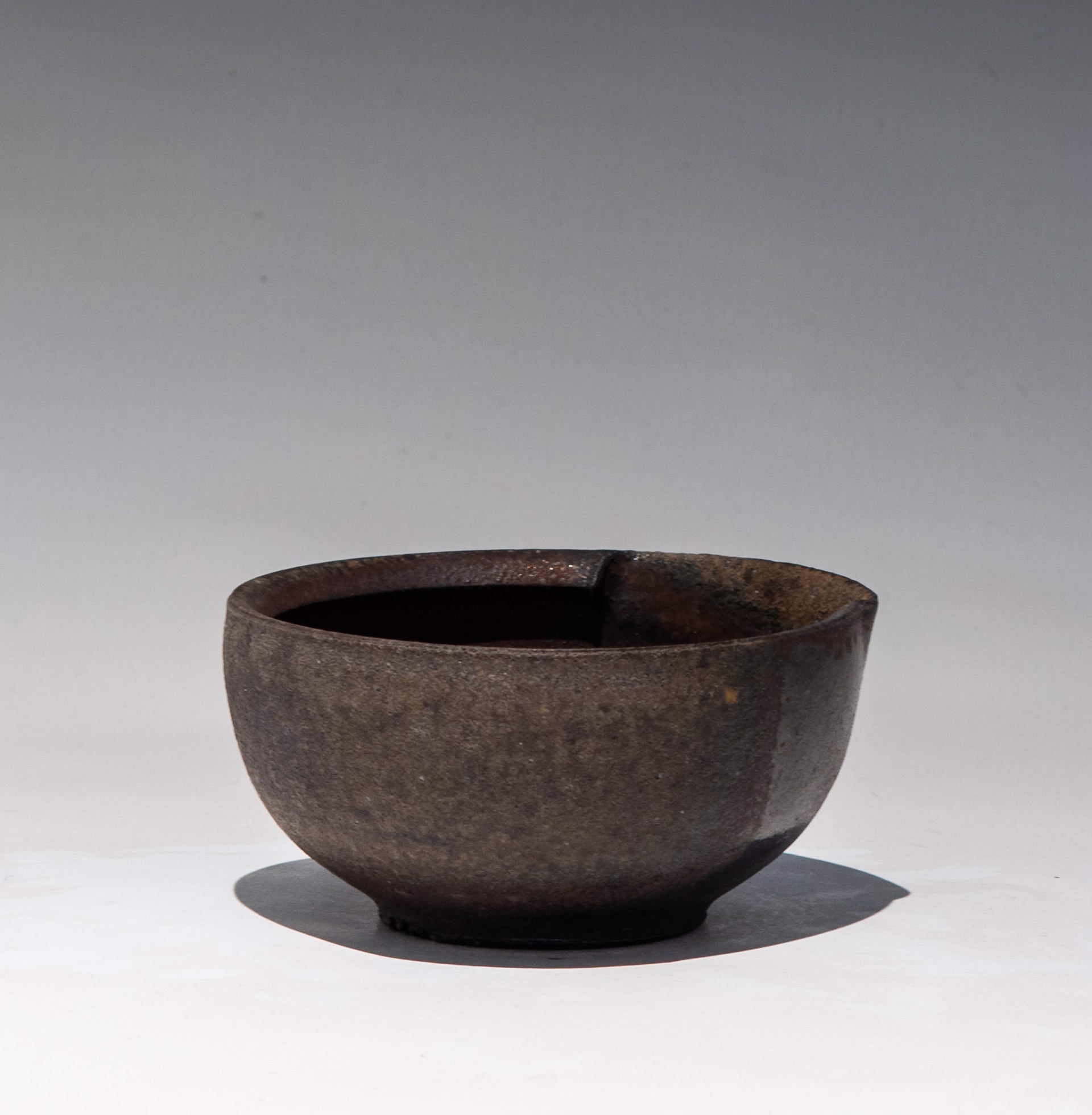 Small Pouring Bowl by Lindsay Oesterritter