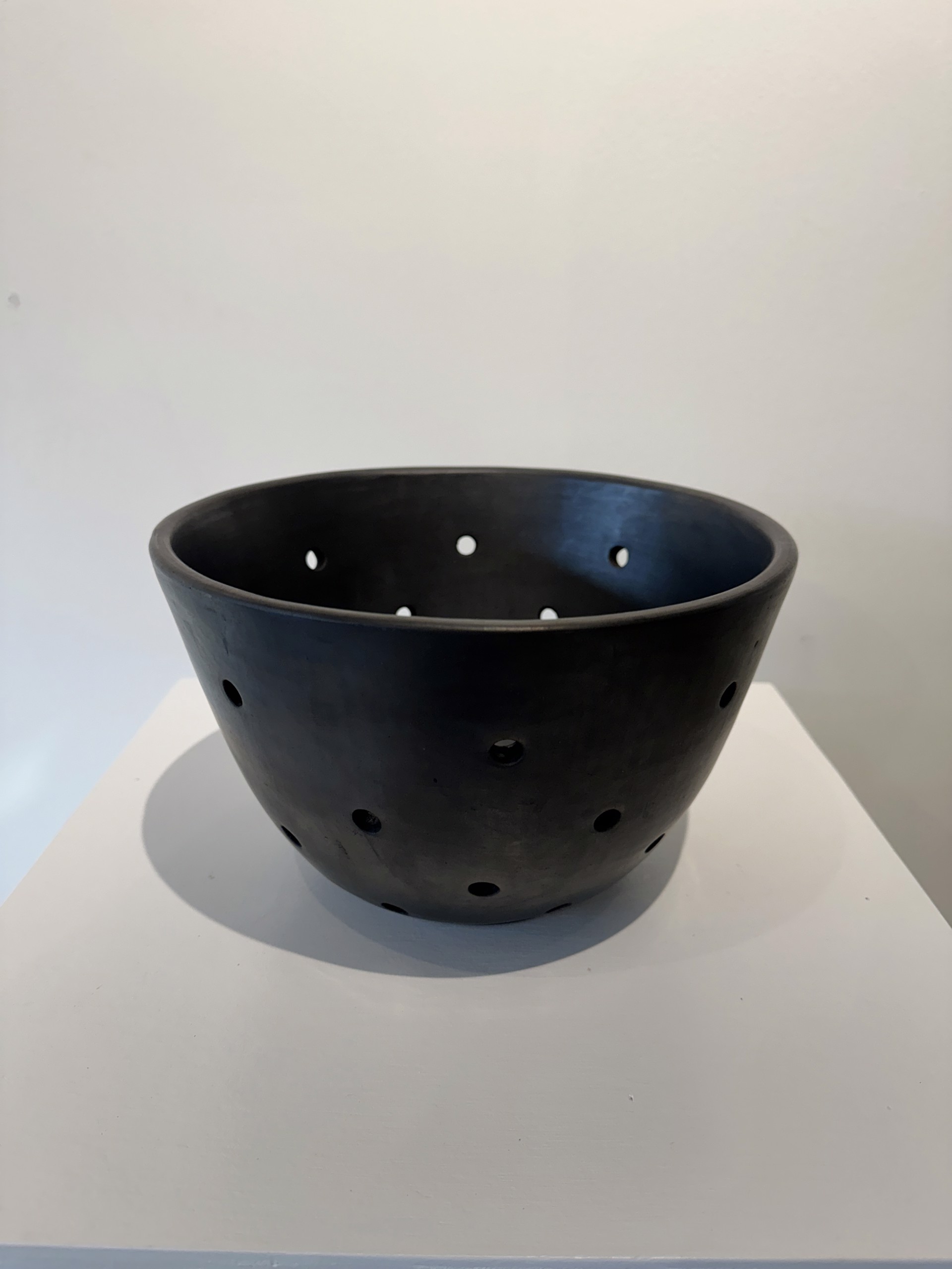 Black Fruit Bowl by Colectivo 1050