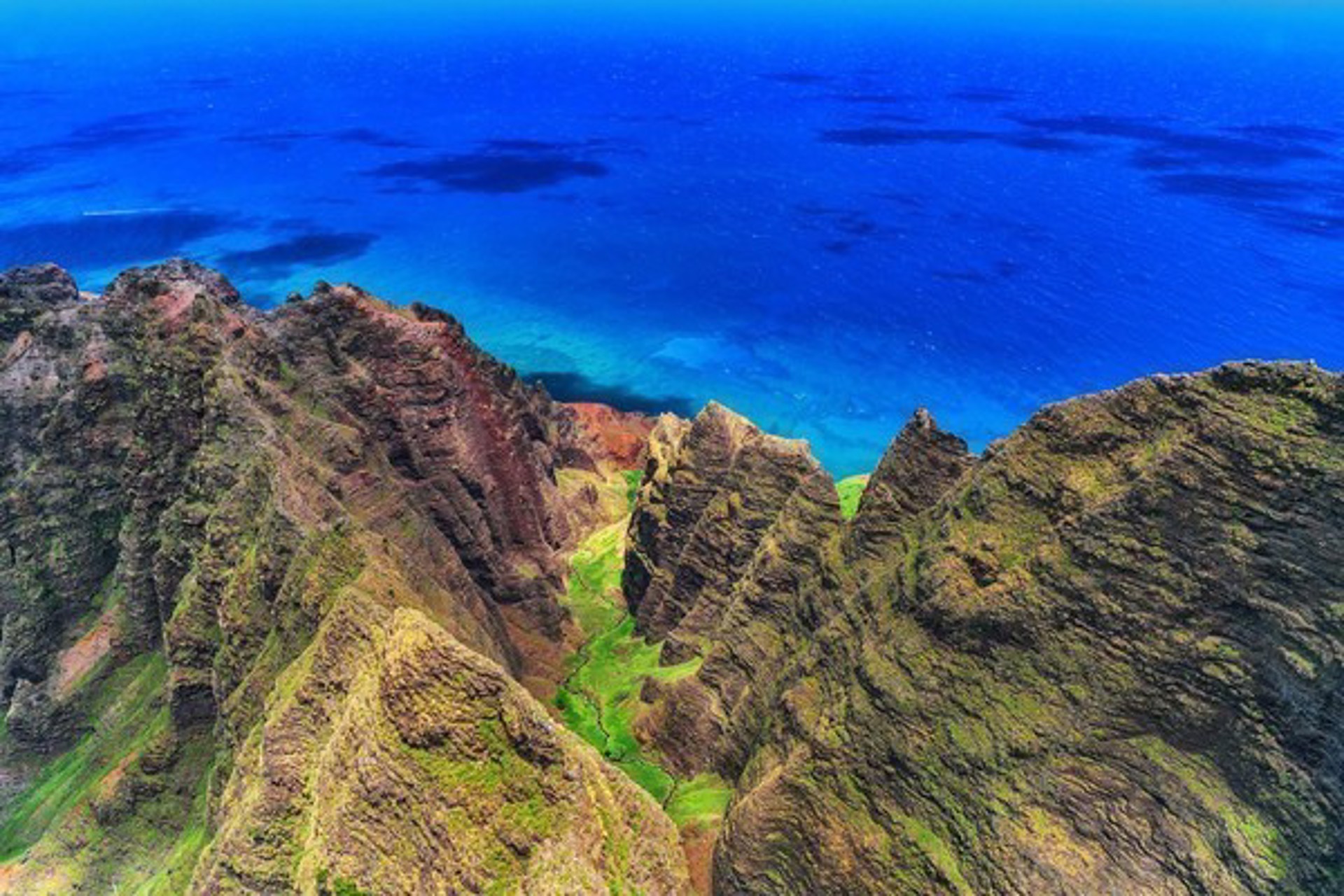 Awa`awa`puhi by Brian Wyland
