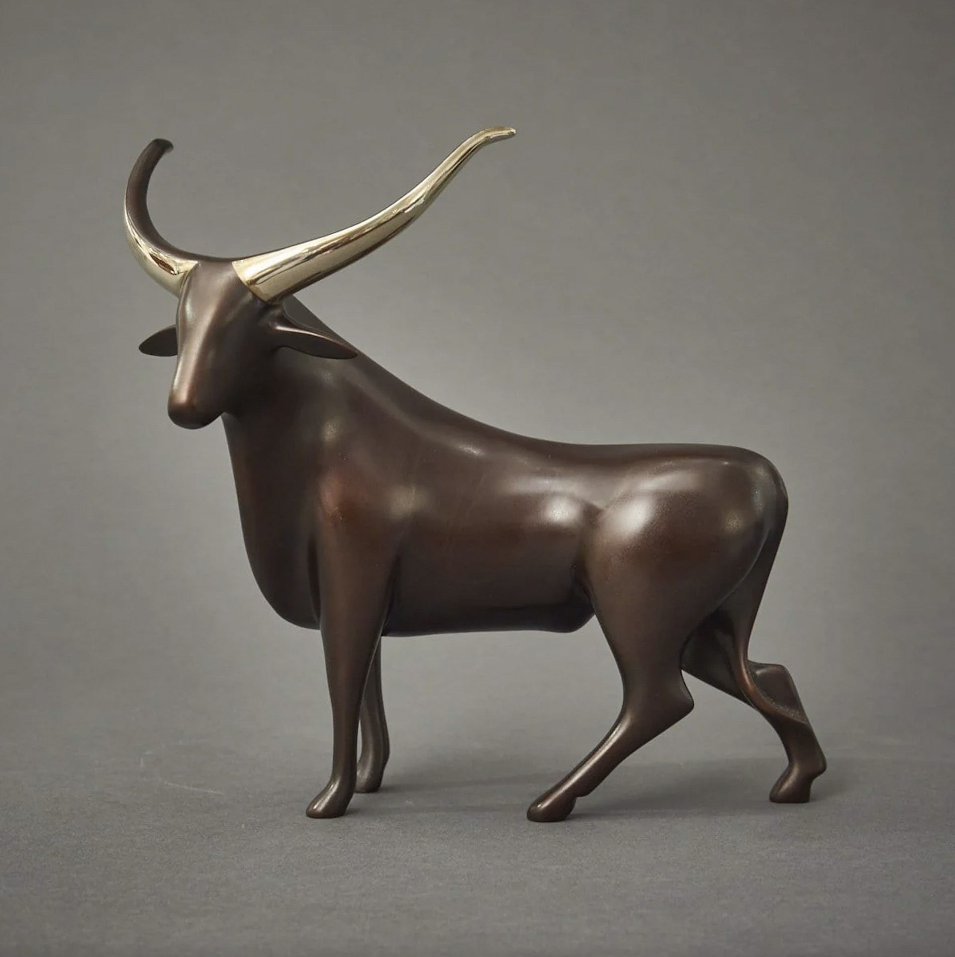 Loet Vanderveen　ロート　水牛　牛　ブロンズ像　彫刻　置物　緑青 Loet Vanderveen | Bill Mack Gallery