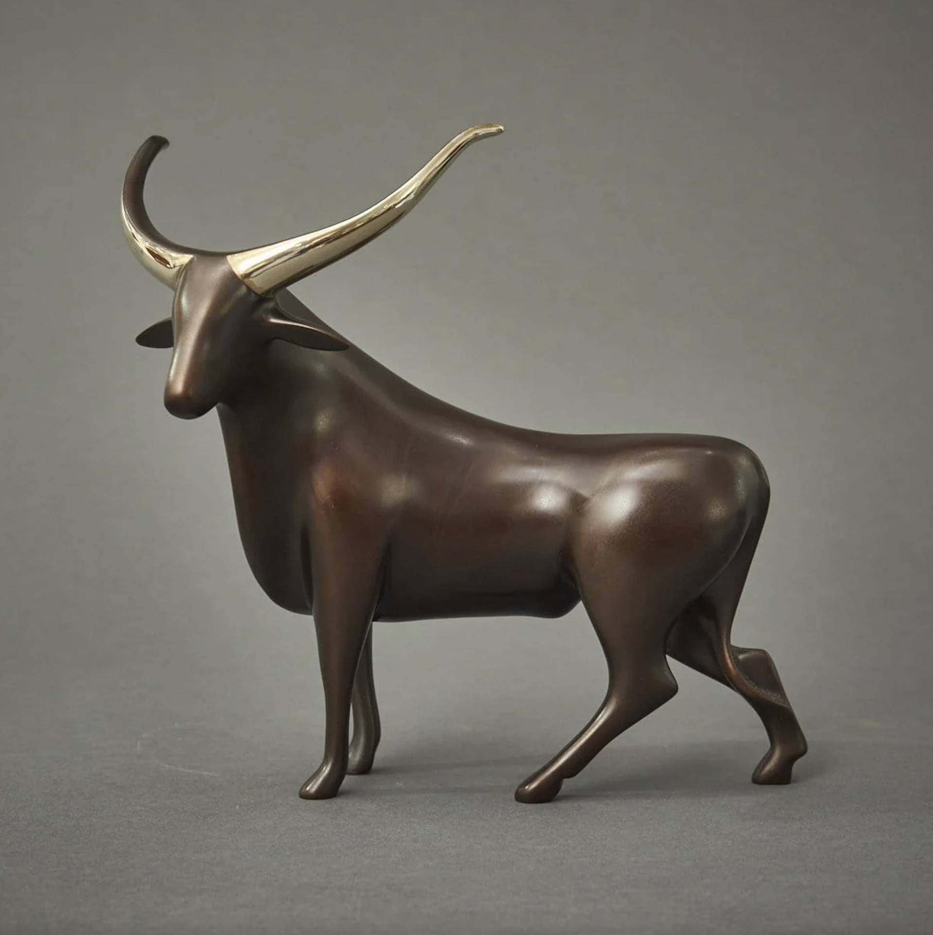 Loet Vanderveen　ロート　水牛　牛　ブロンズ像　彫刻　置物　緑青 Loet Vanderveen | Bill Mack Gallery