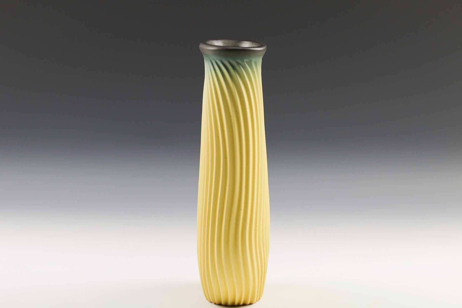 Medium Tall Vase by Paul Jeselskis