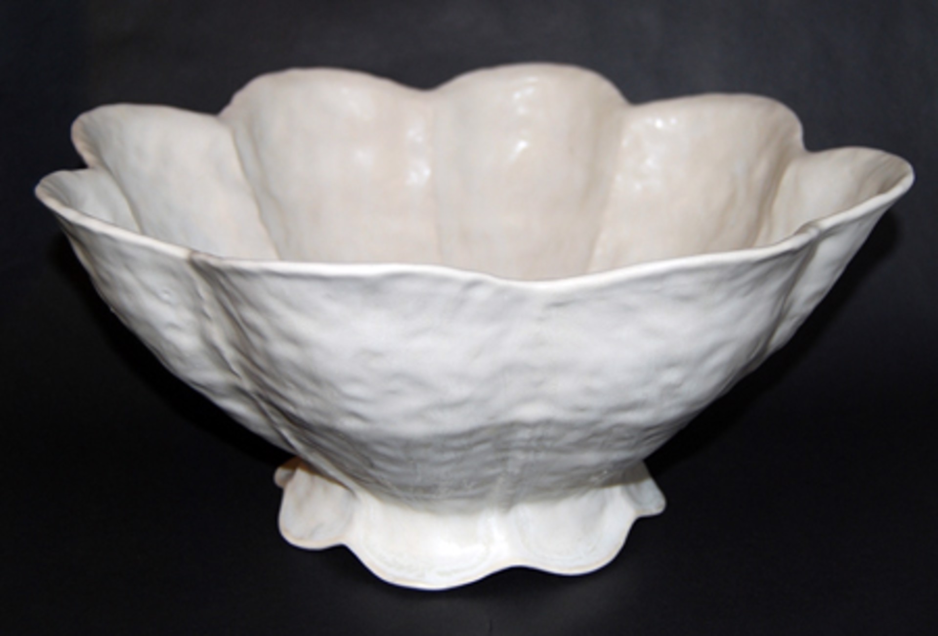 Medium Lobed Bowl by Tracy Shell