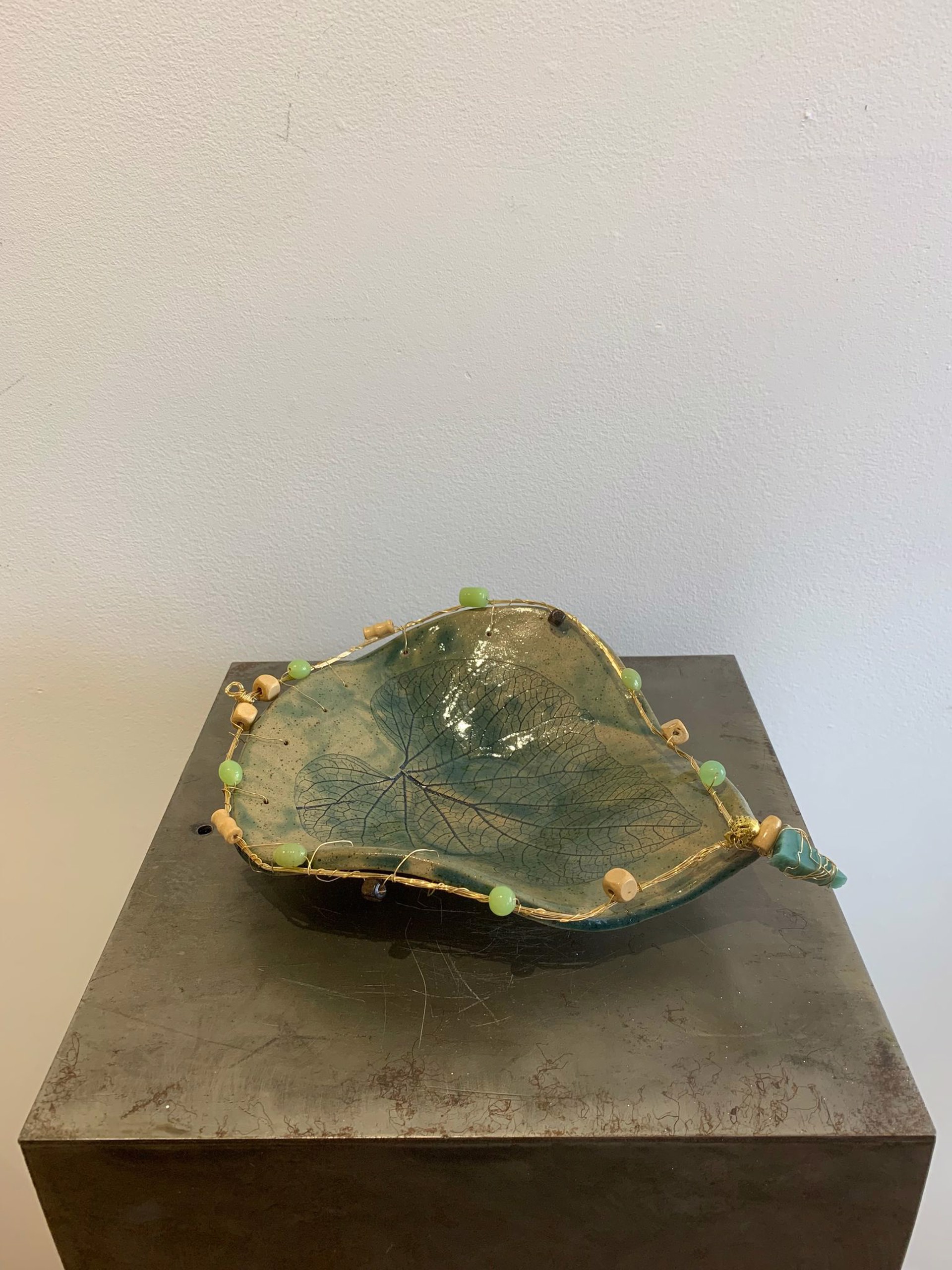 Leaf Dish with Beads by Renato Abbate and Anne McCombie