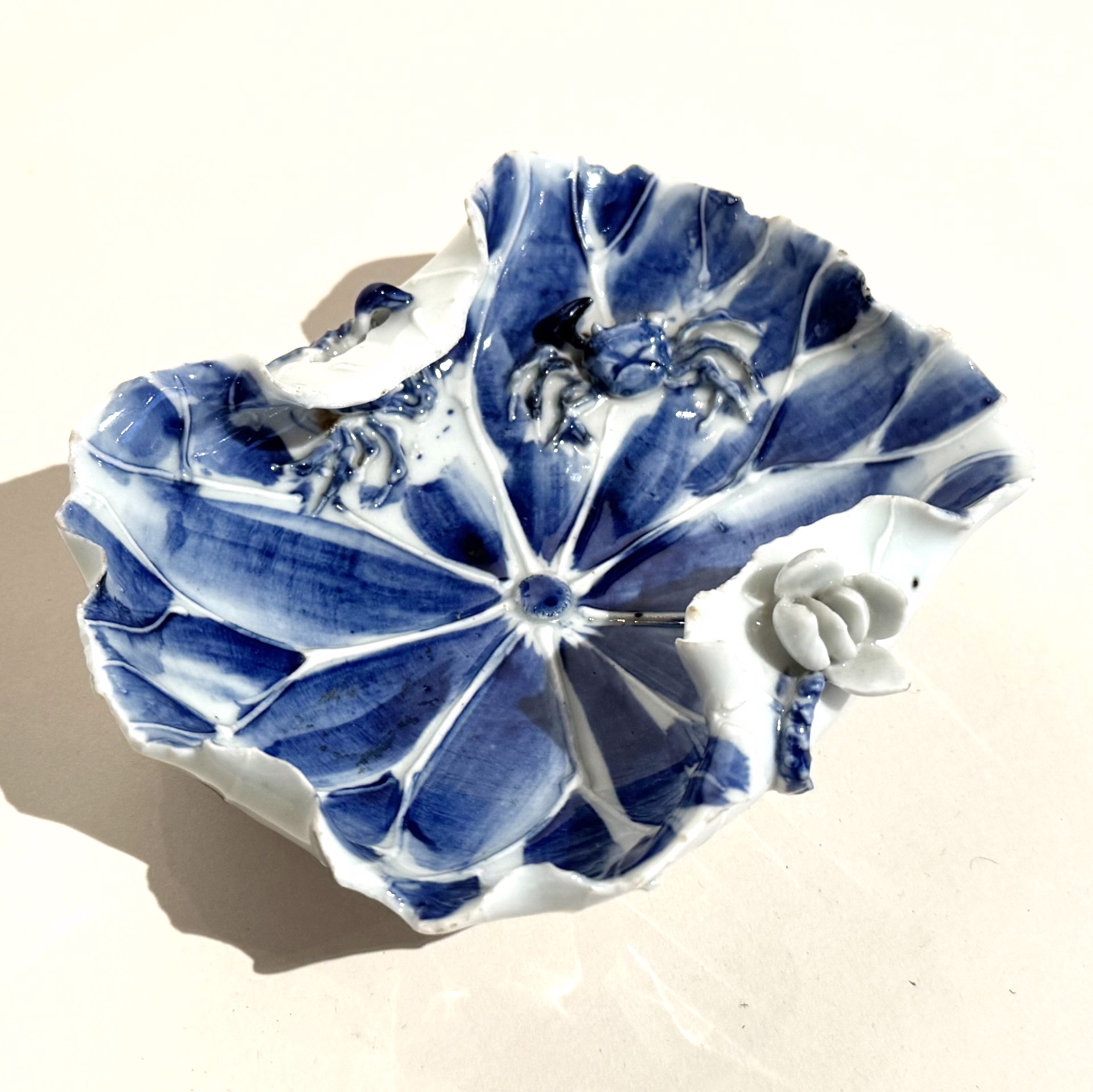 SMALL BLUE AND WHITE BOWL