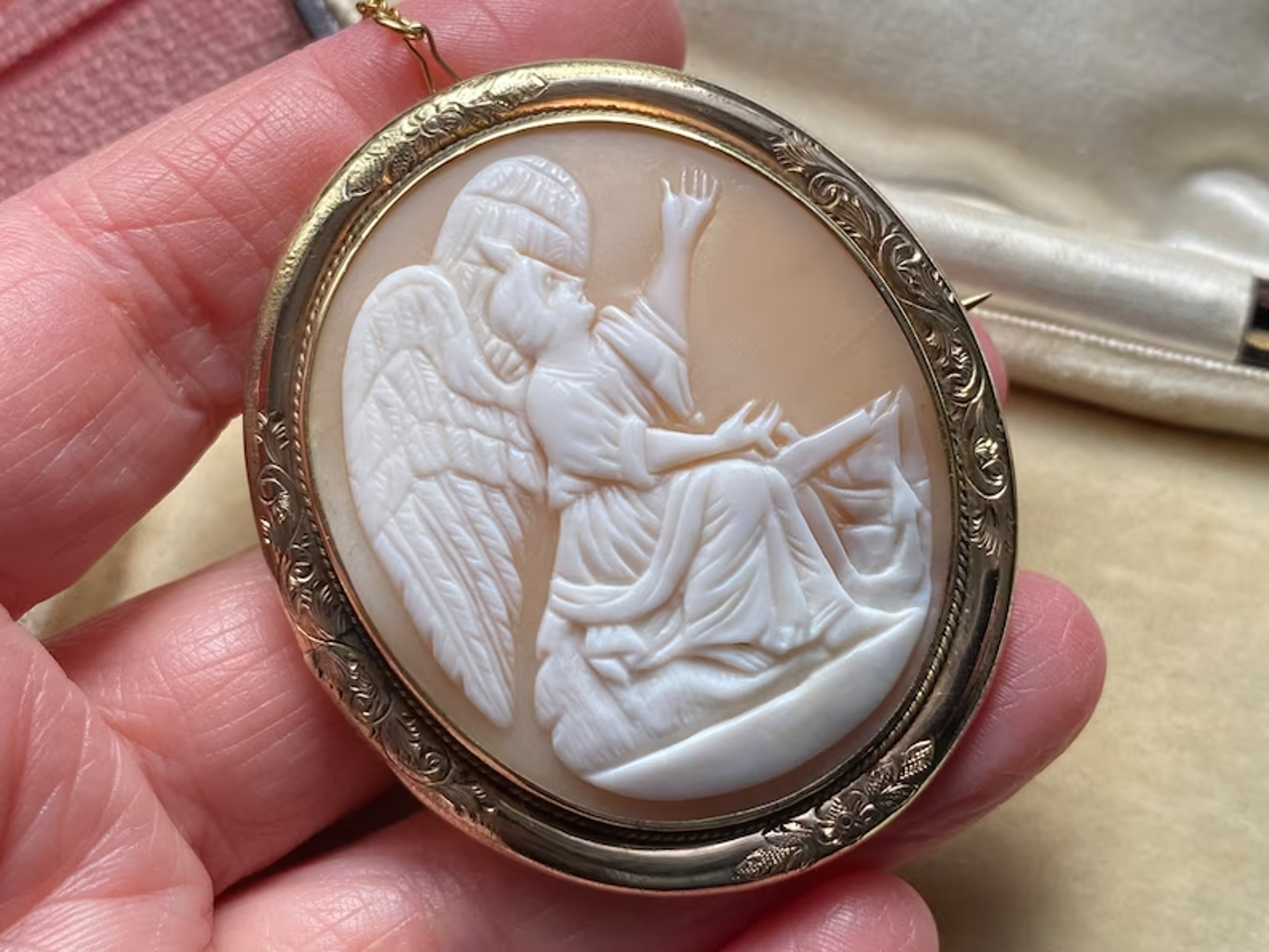 Antique Victorian unusual angel of hope with anchor carved shell cameo brooch /pin by Cameo