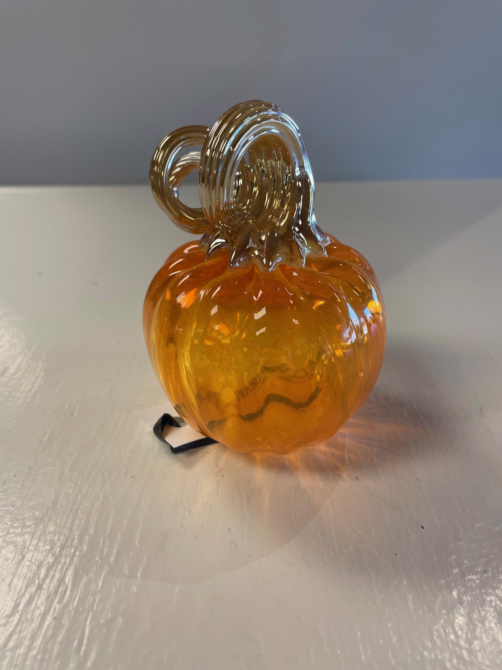 Pumpkin - Small by AlBo Glass
