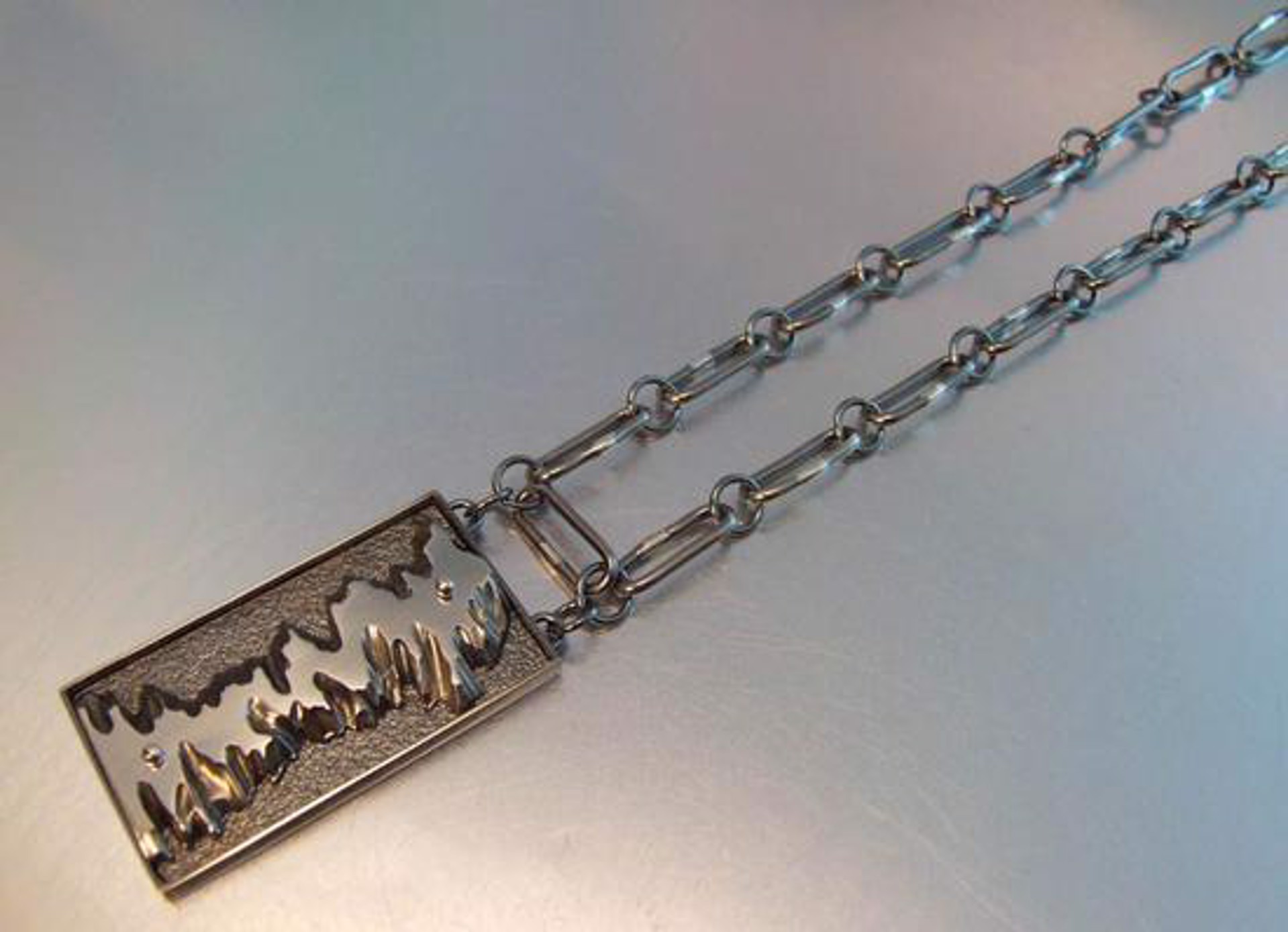 Men's Plasma Neckpiece on Encapsulated Chain (MA207) by Melody Armstrong
