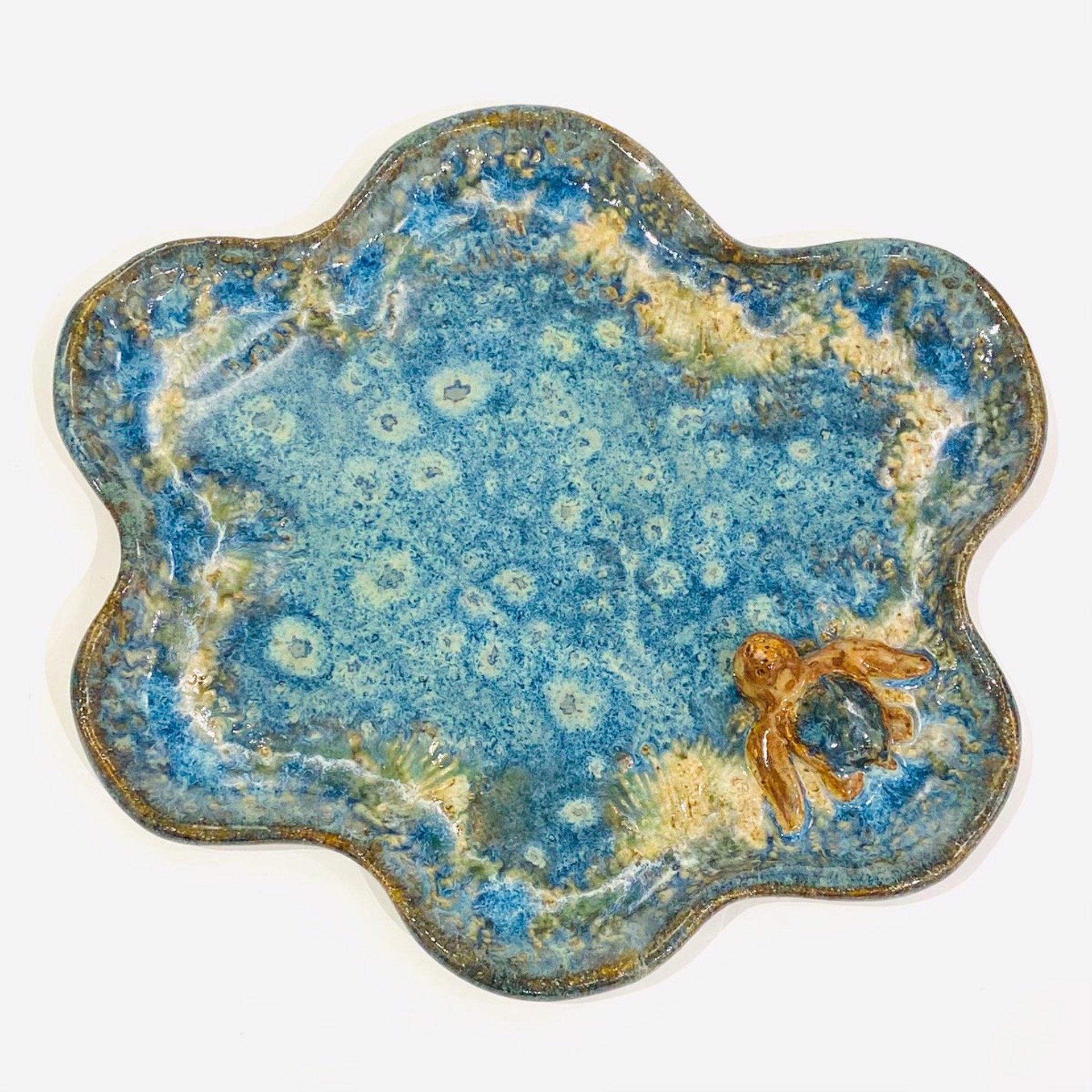 LG22-917 Small Plate with Turtle (Blue Glaze) by Jim & Steffi Logan