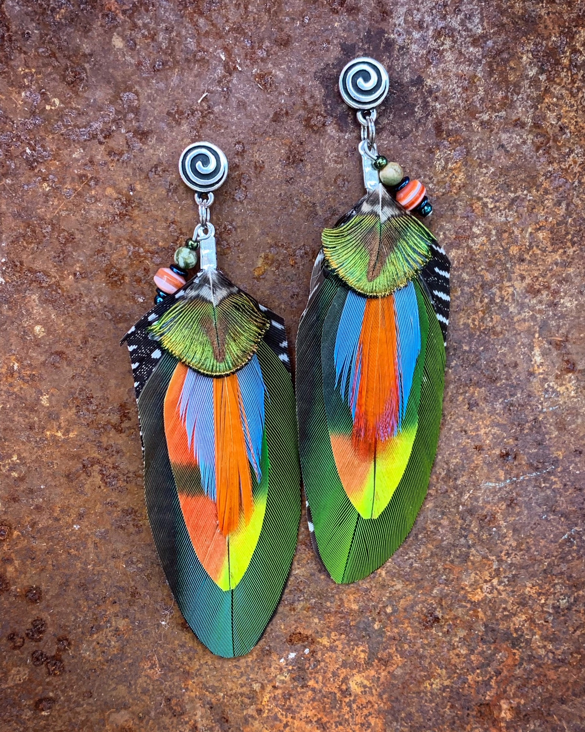 K779 Parrot Earrings by Kelly Ormsby