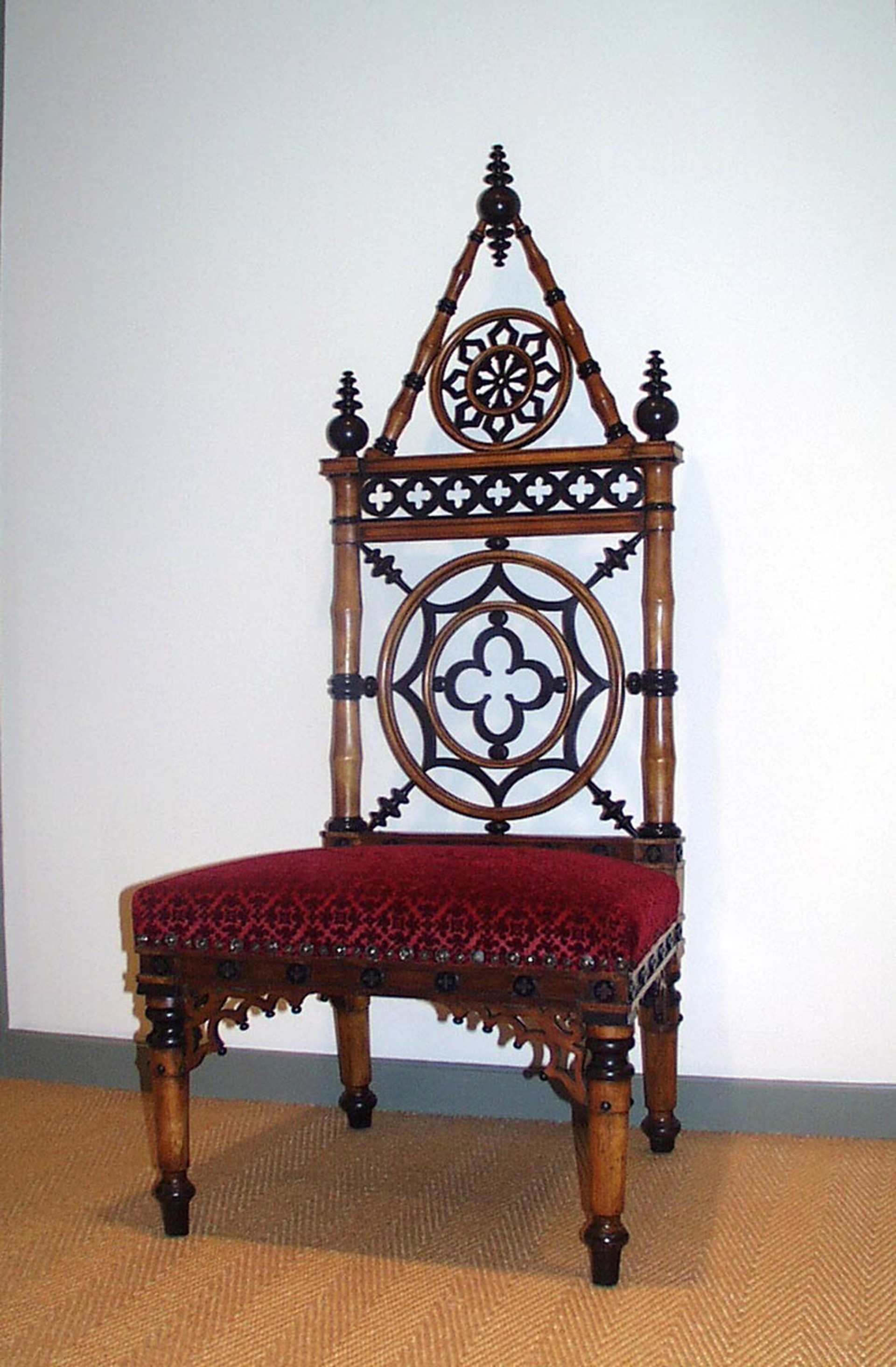 ENGLISH GOTHIC SIDE CHAIR