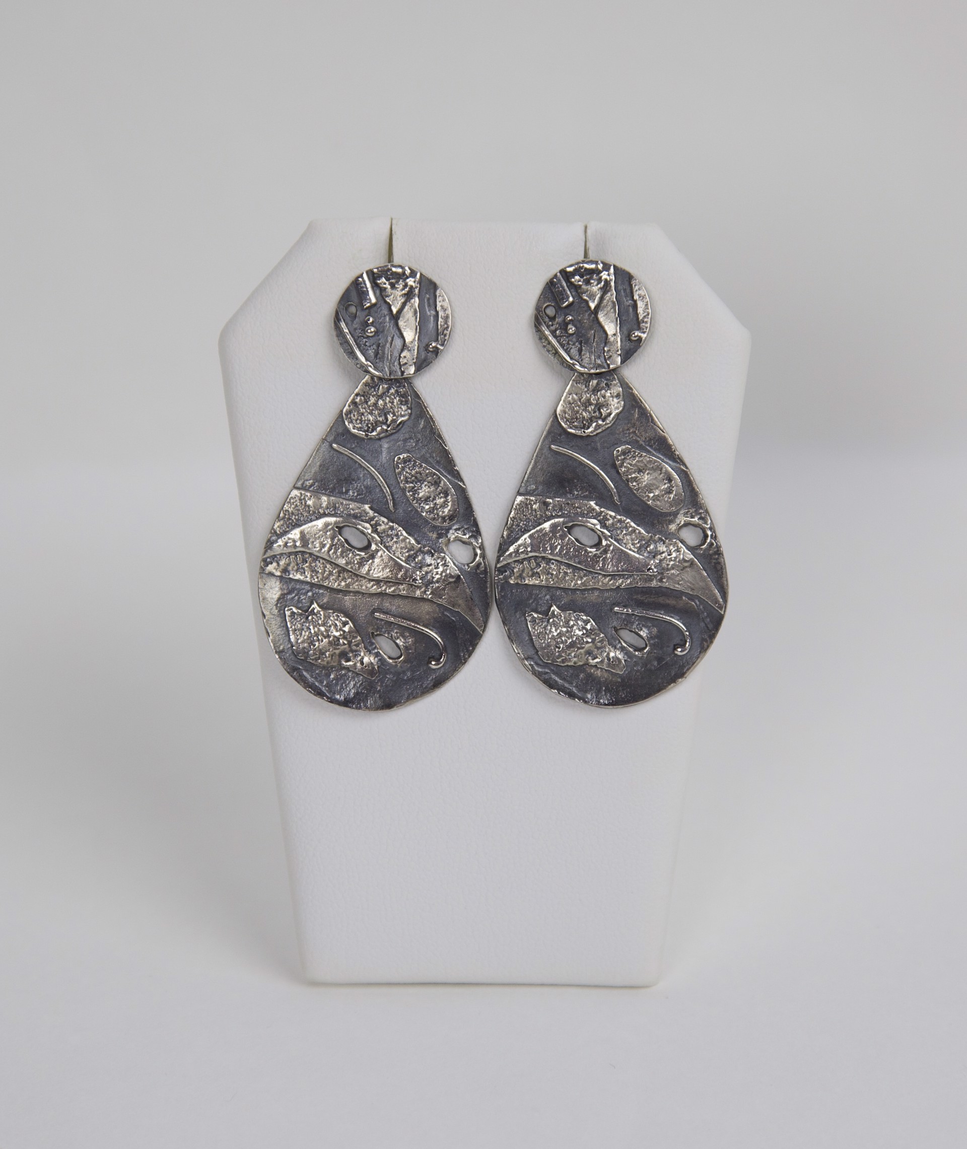 Sterling silver pear-shape earrings - Anvil Collection by Jeri Mitrani