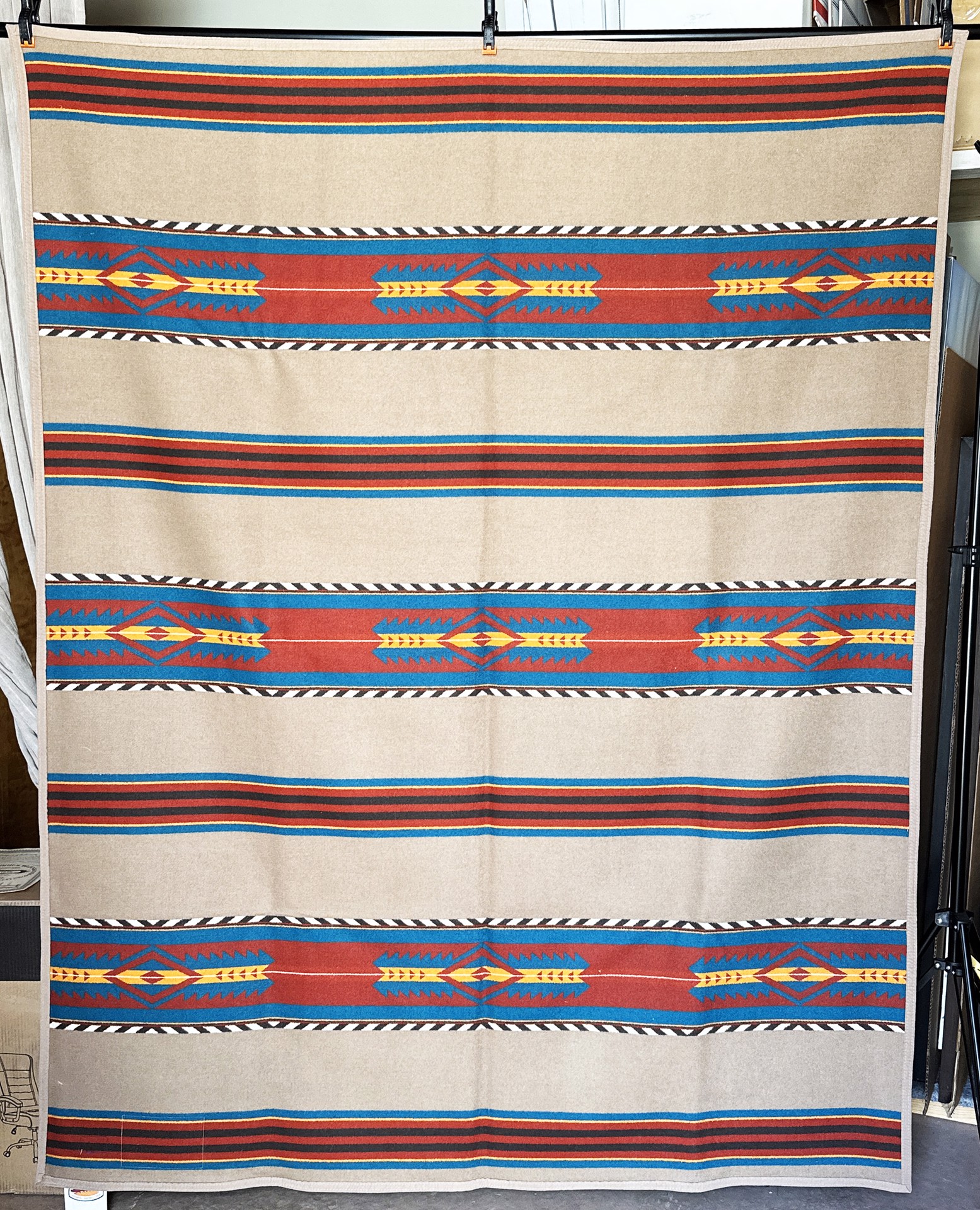アウトドア寝具 PENDLETON SANTA FE TRAIN BLANKET Santa Fe Trail Pendleton Blanket by Ramona Sakiestewa | ArtCloud
