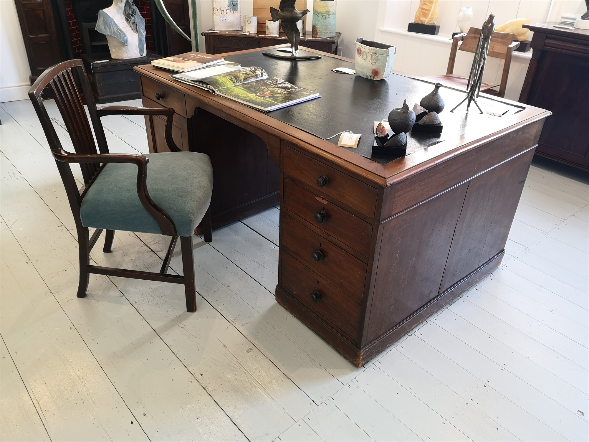 Furniture dating Identifying Antique Furniture and Furnishings. 2019