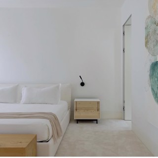 Via Ann Connelly Fine Art + Lauren Bombet Interiors | Photography - Sara Essex Bradley